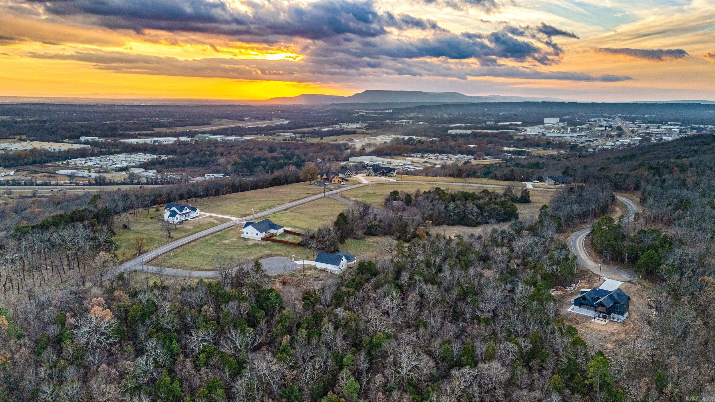 38 Hadley  Russellville, AR