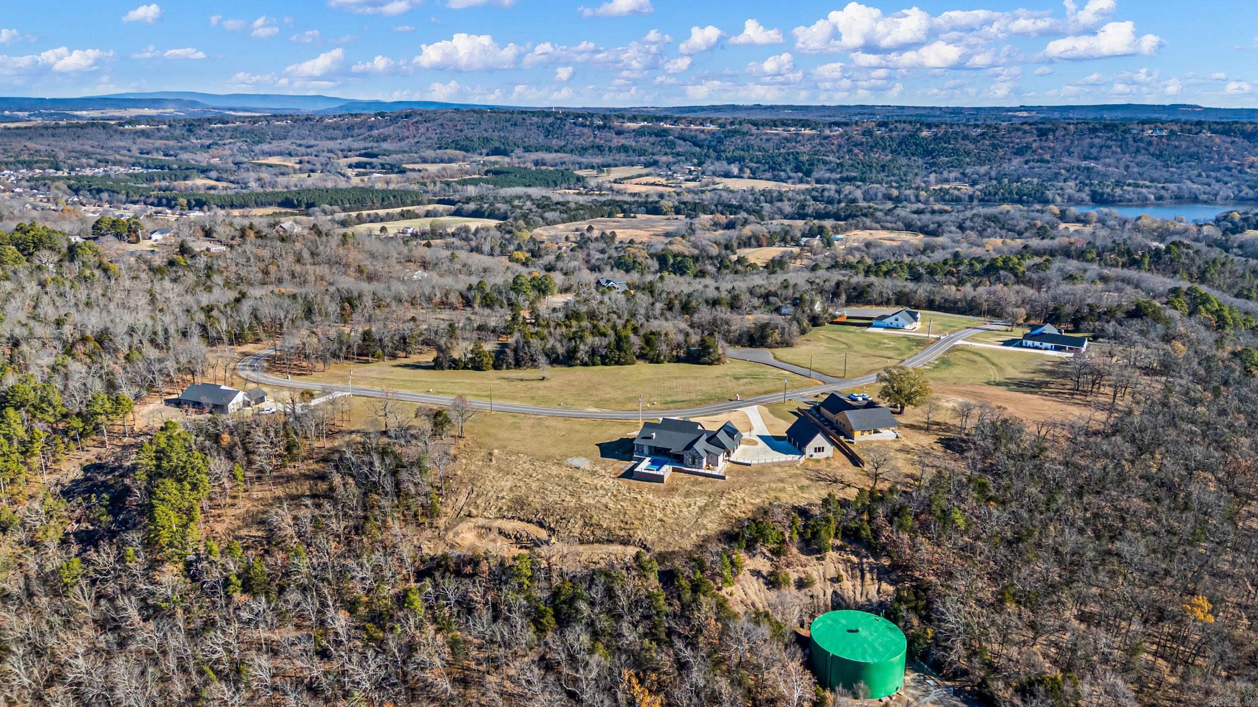 14 Hadley  Russellville, AR