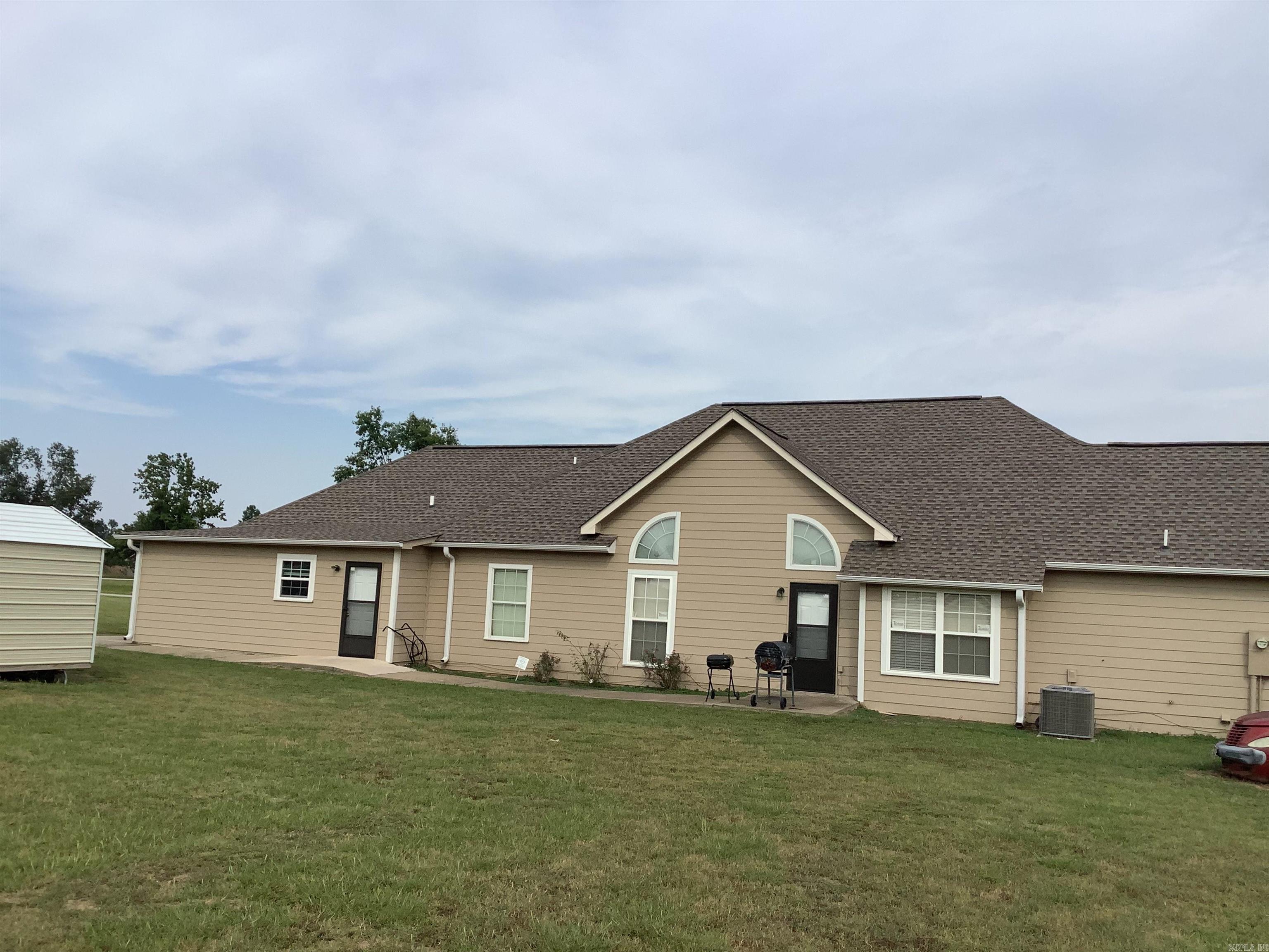 1913 N Twelfth Street  Augusta, AR