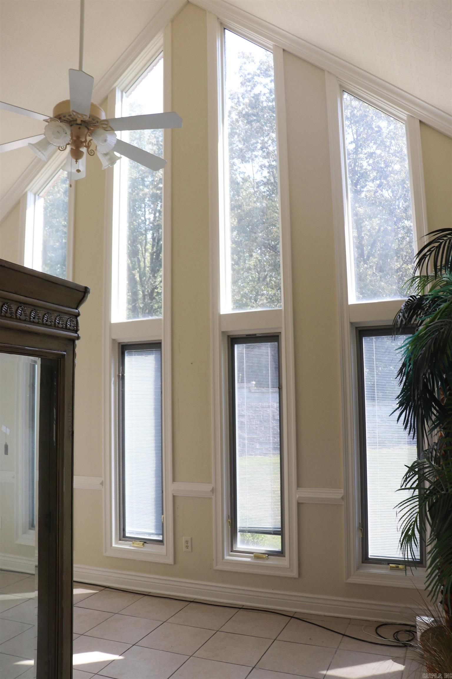 2121 Lakewood Drive Piggott, AR 72454