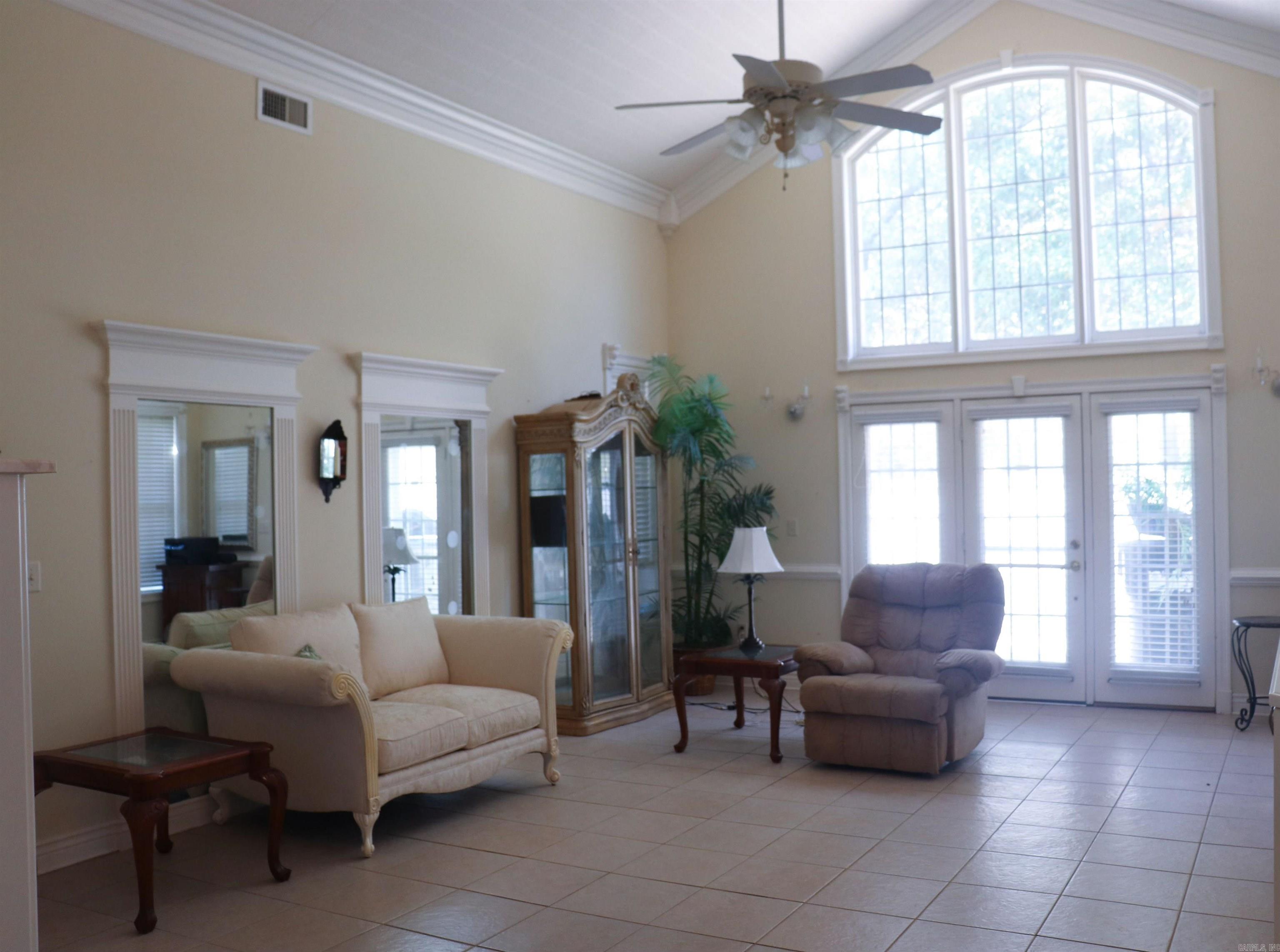 2121 Lakewood Drive Piggott, AR 72454