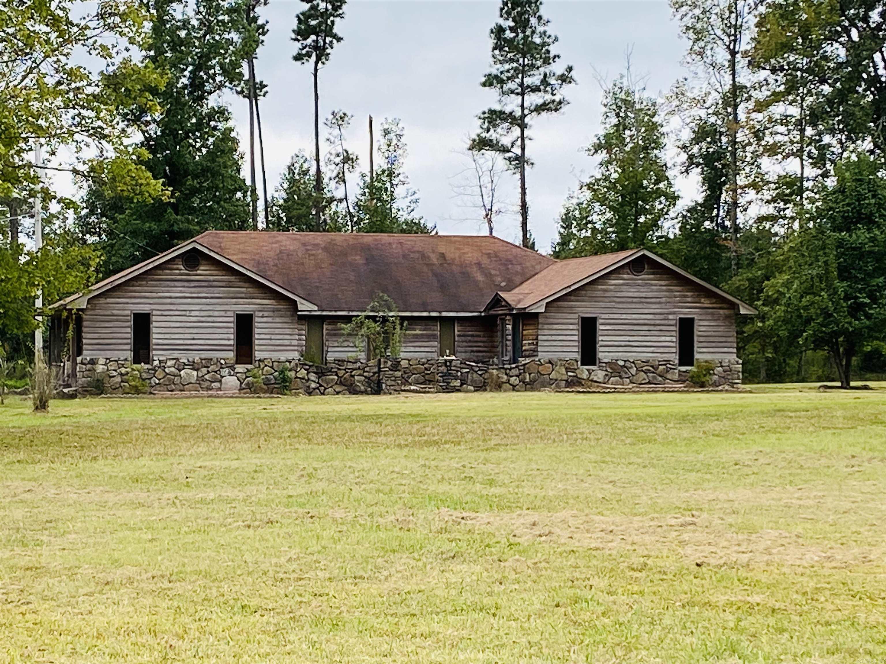 8599 HWY 270 E