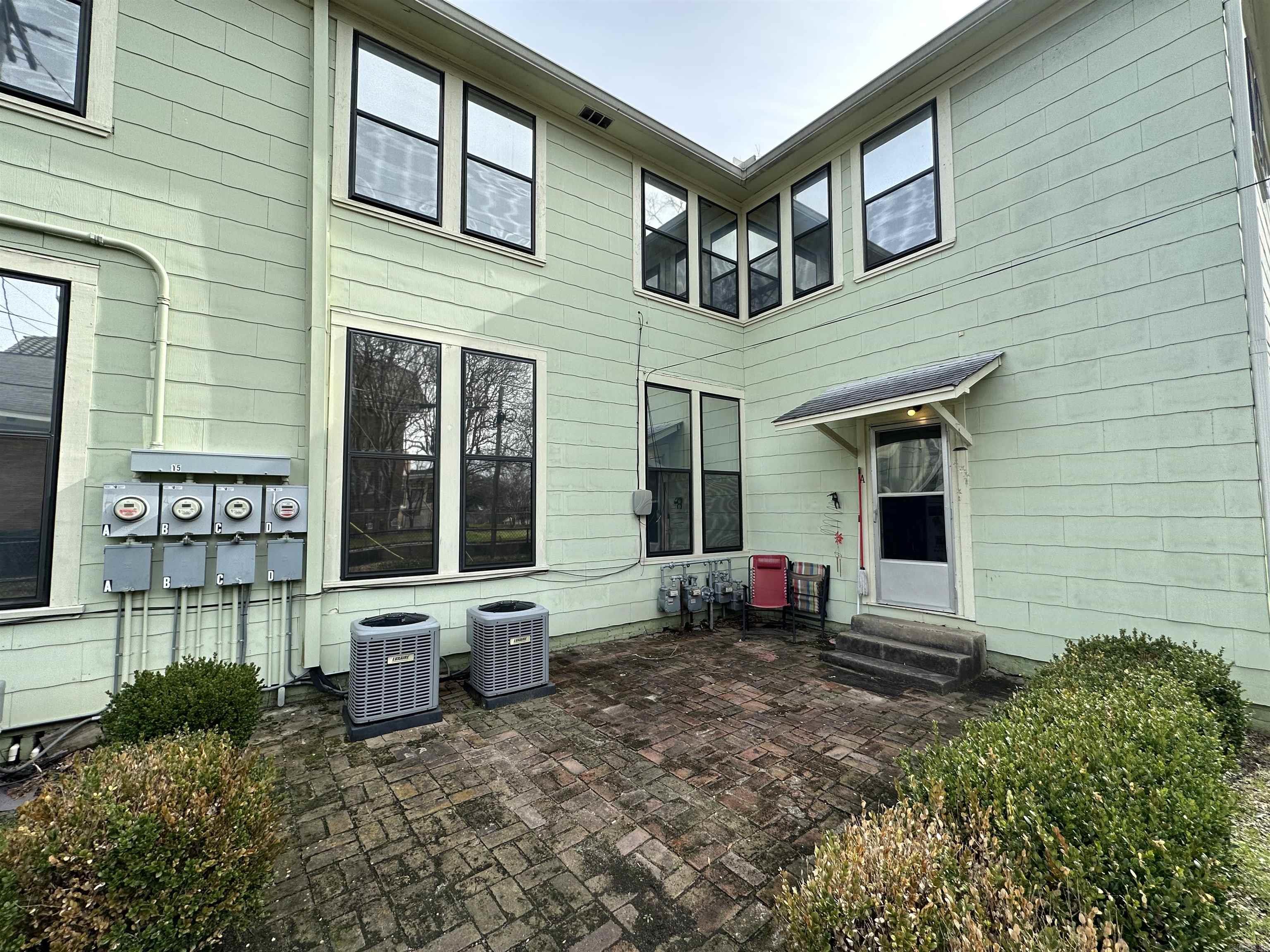 915 E 5th  Texarkana, AR