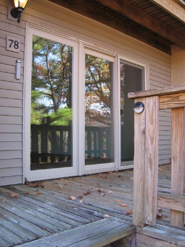 601 Dave Creek  Fairfield Bay, AR