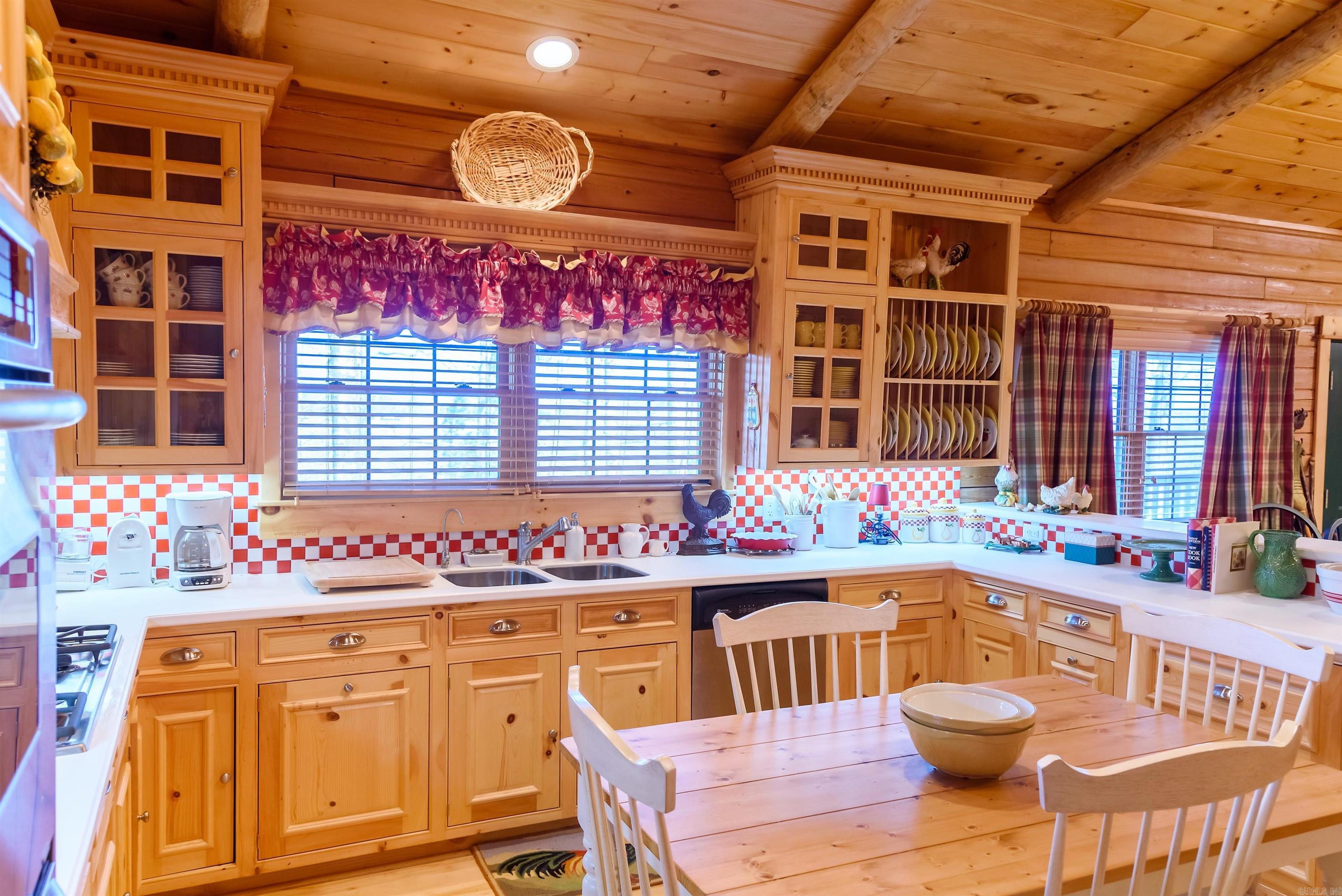 319 Salmon Lane Watson, OK 74963