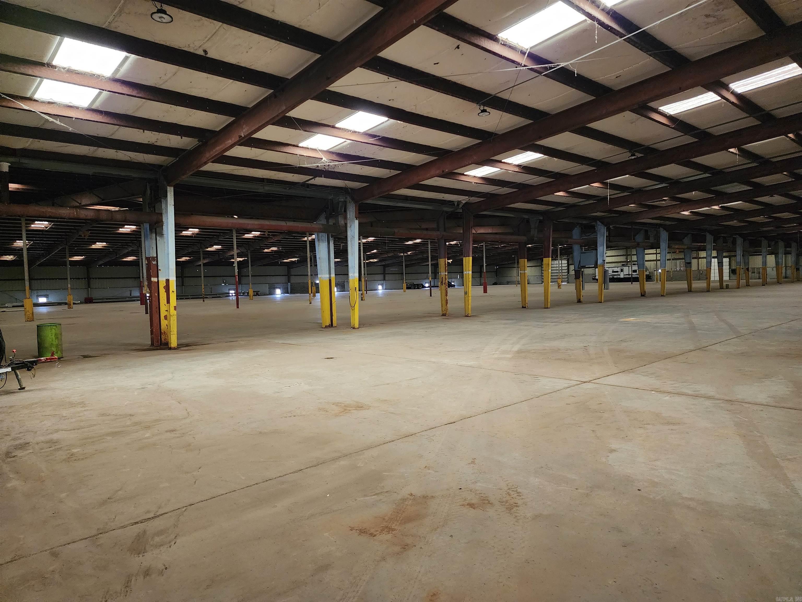 7301 Victory  Newport, AR