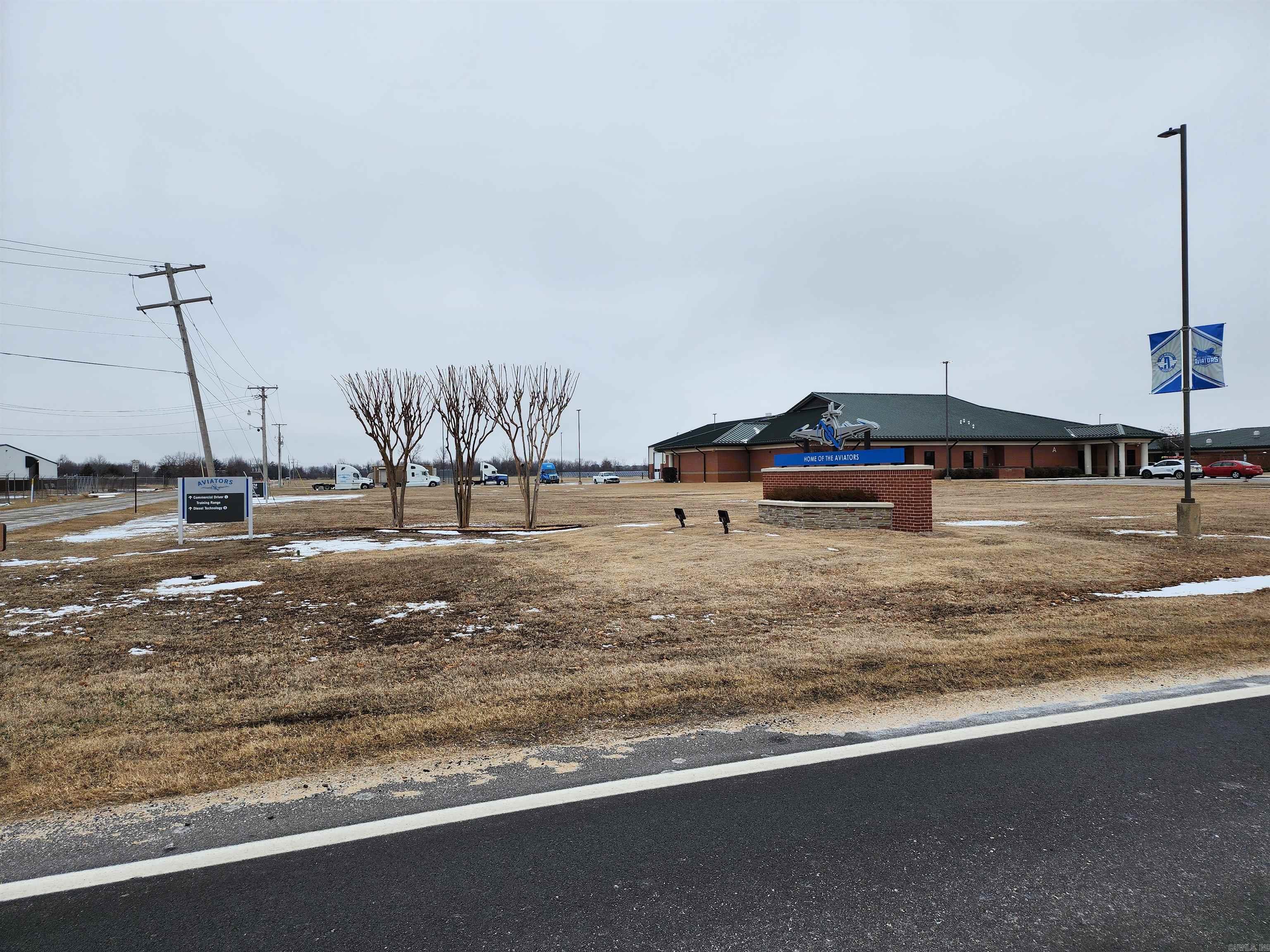 7301 Victory  Newport, AR