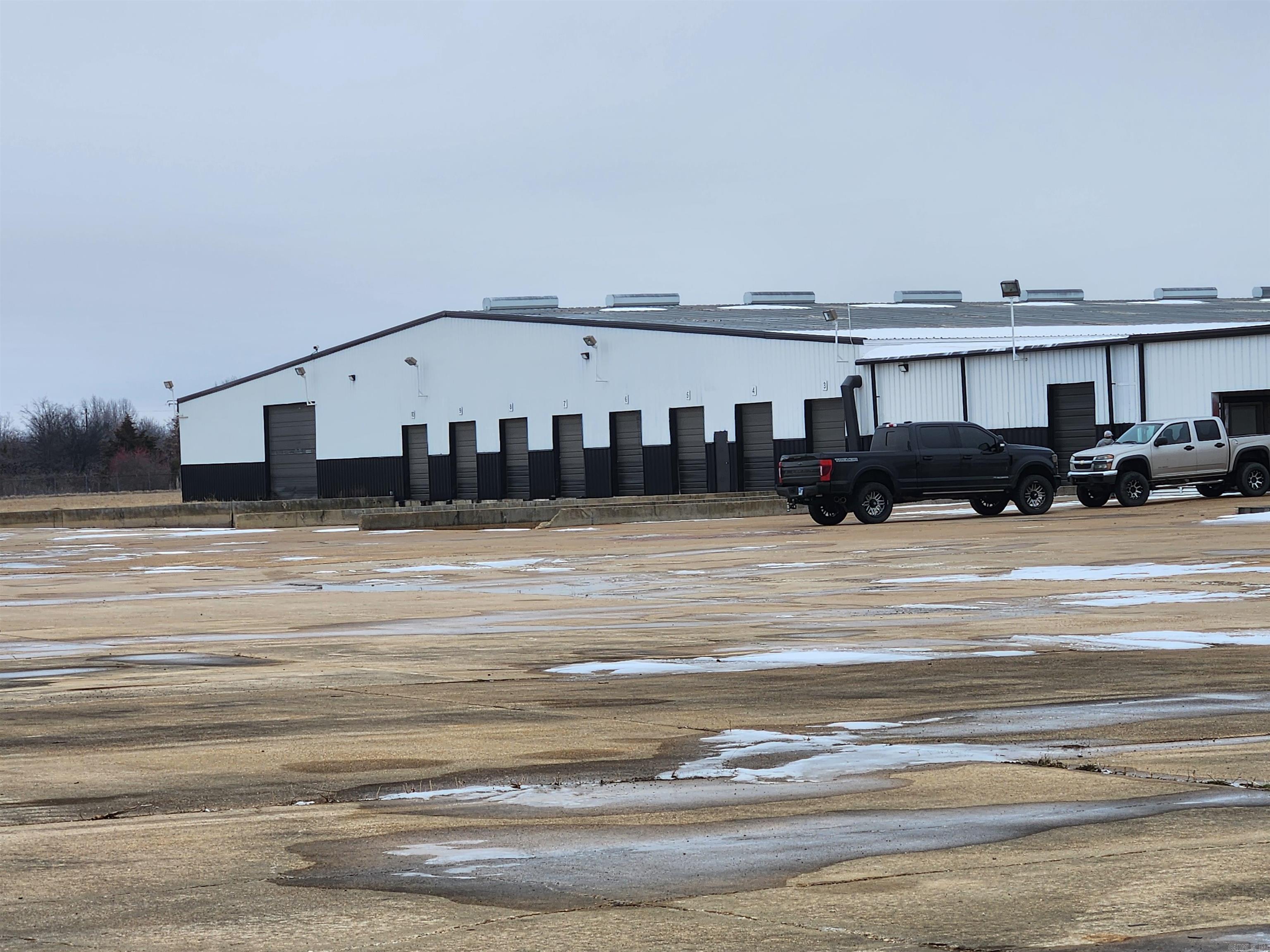 7301 Victory  Newport, AR