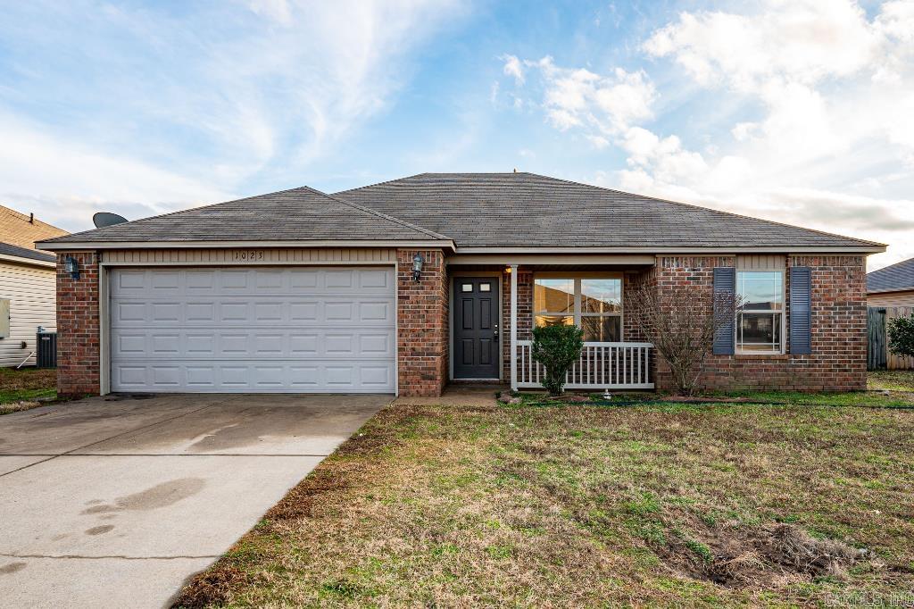 1023 Anemone Drive — exterior