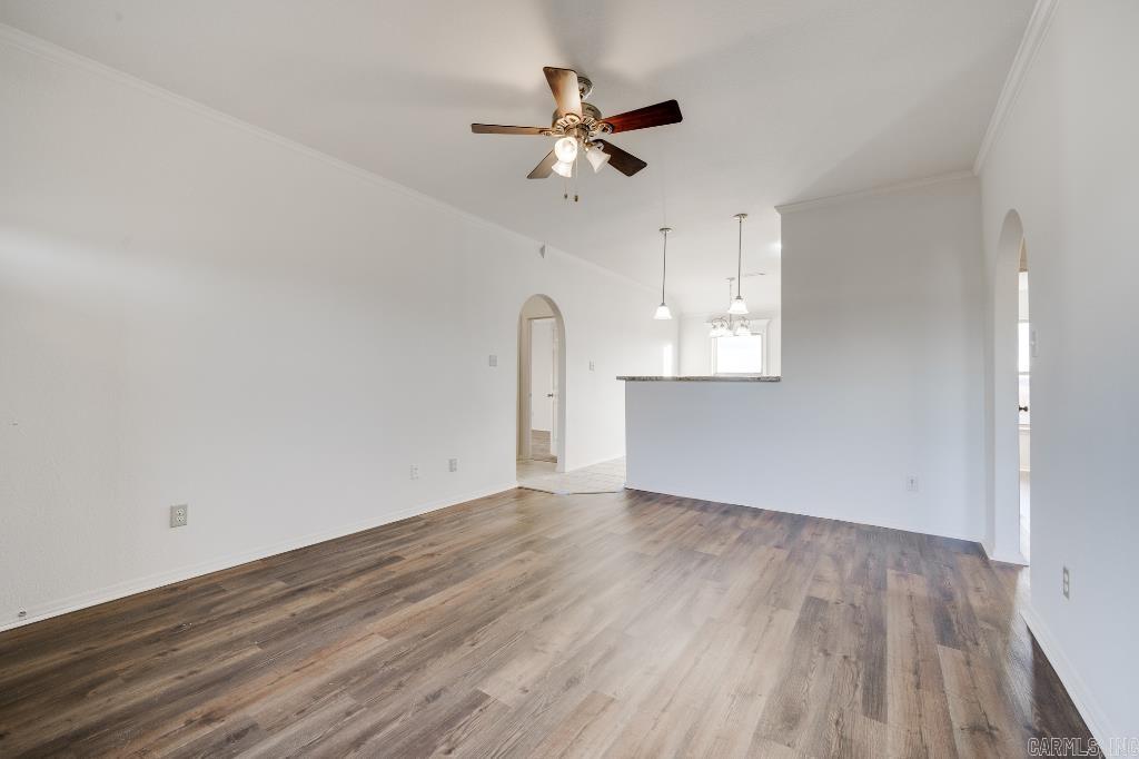 1023 Anemone Drive — photo 4