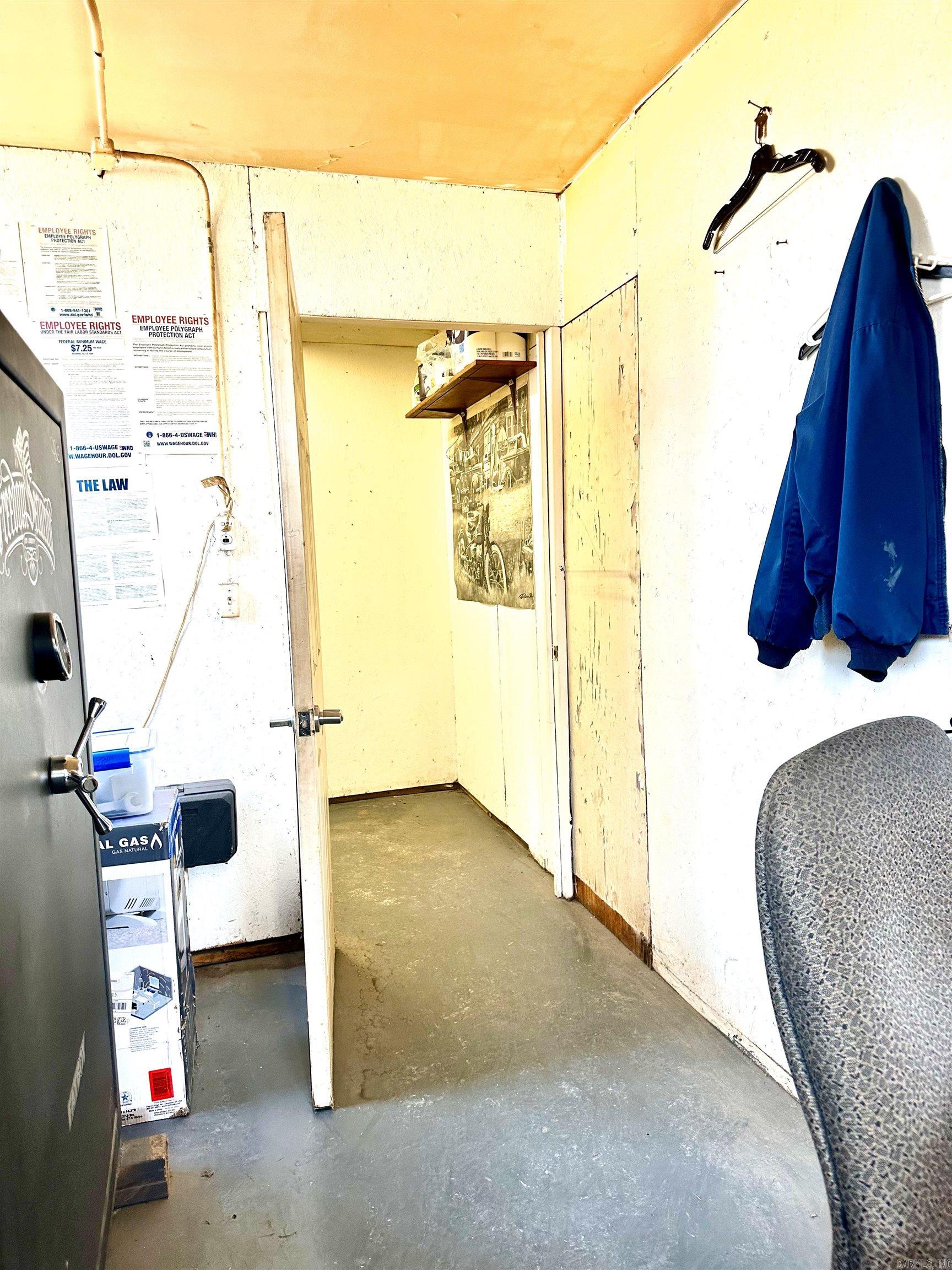 1406 W Main  Clarksville, AR