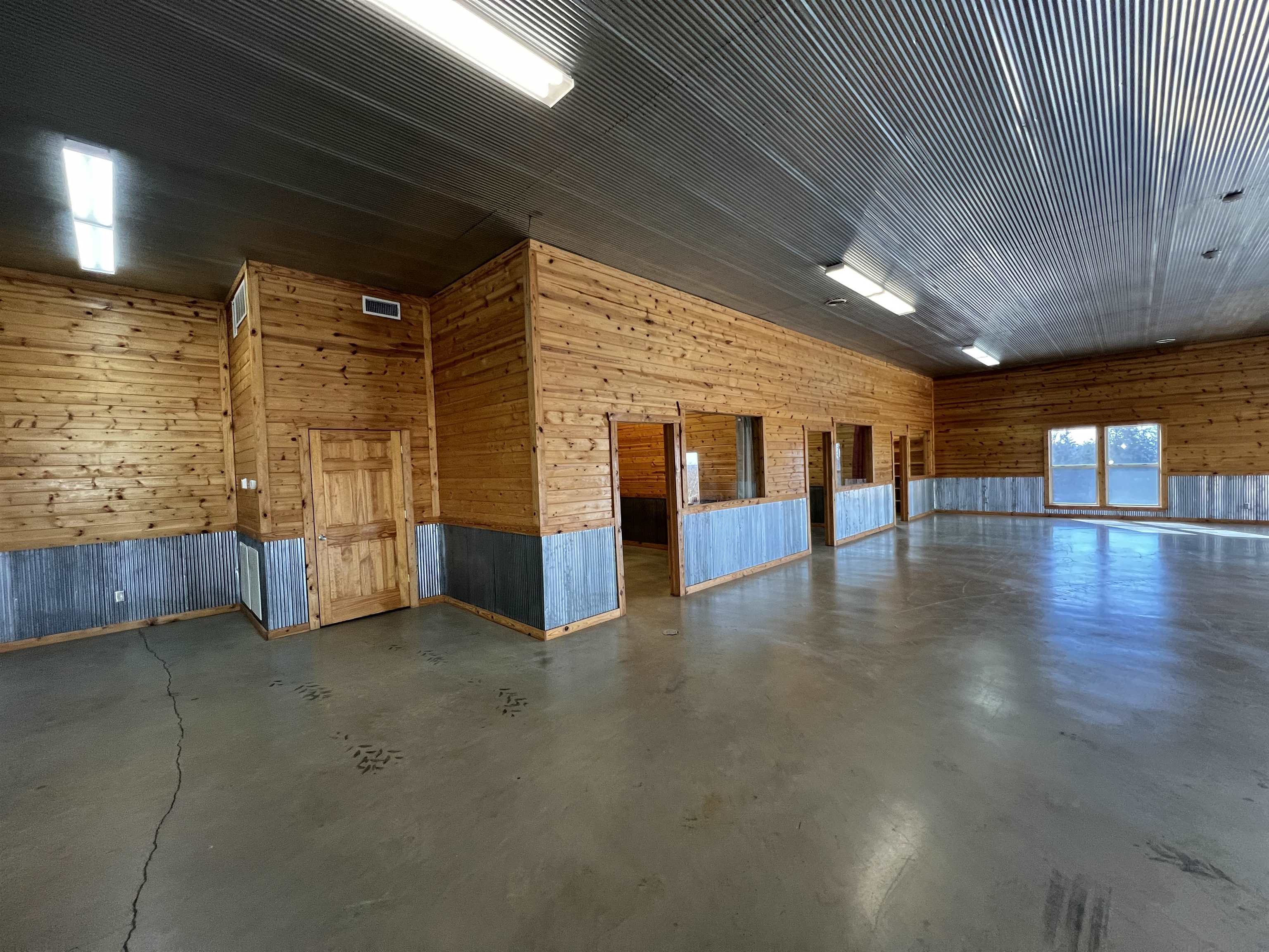 80 County Road 842 80 County Road 842 Henderson, AR