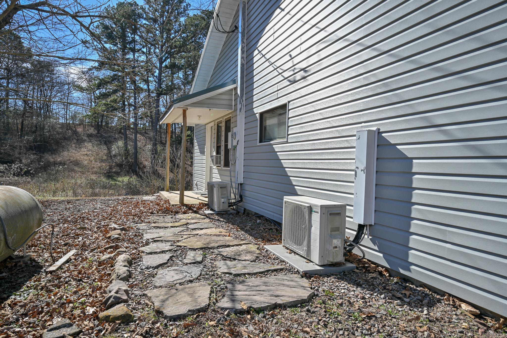 4574 Hwy 8 E  Mena, AR