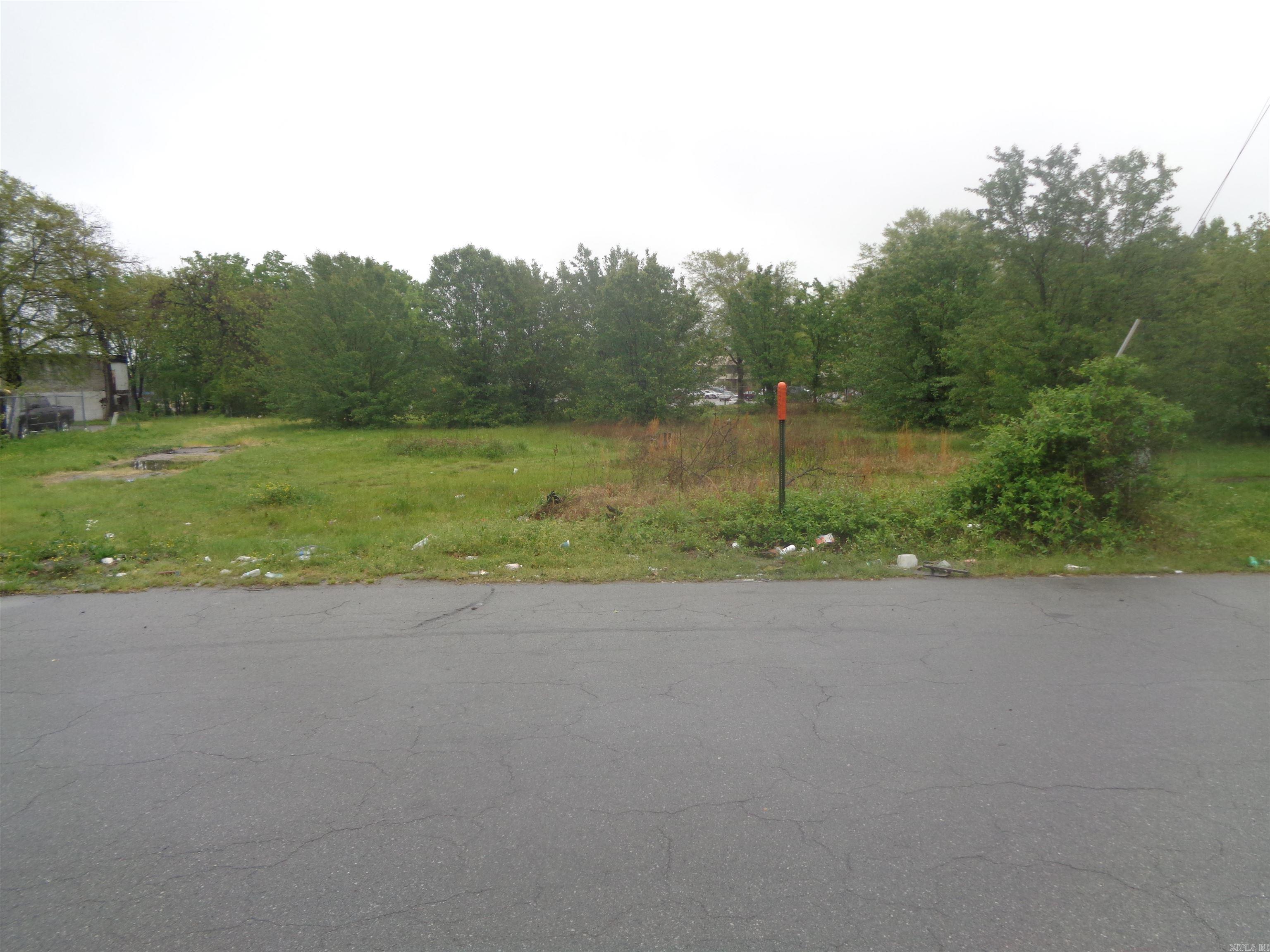 0000 W 33  Little Rock, AR