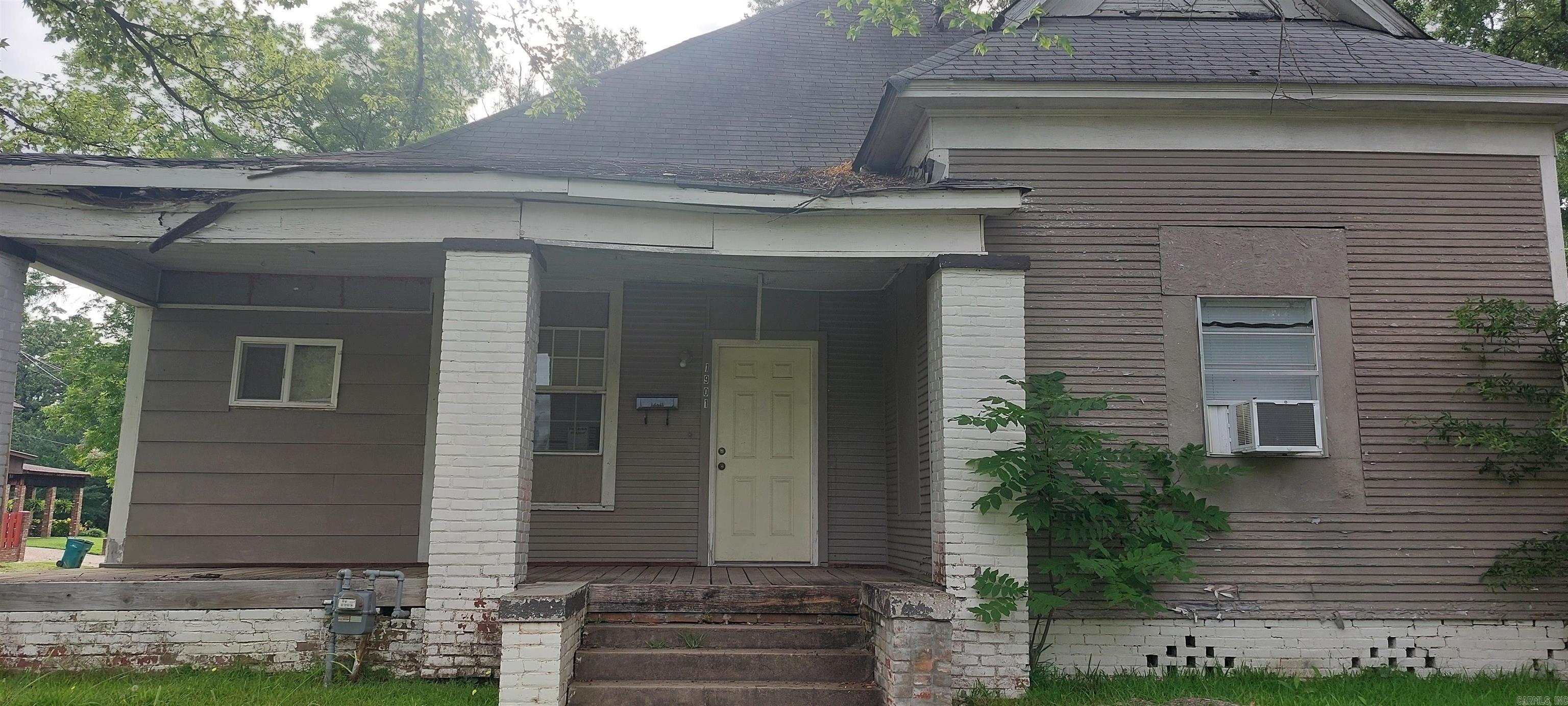 1901 S Cherry St Pine Bluff, AR 71603