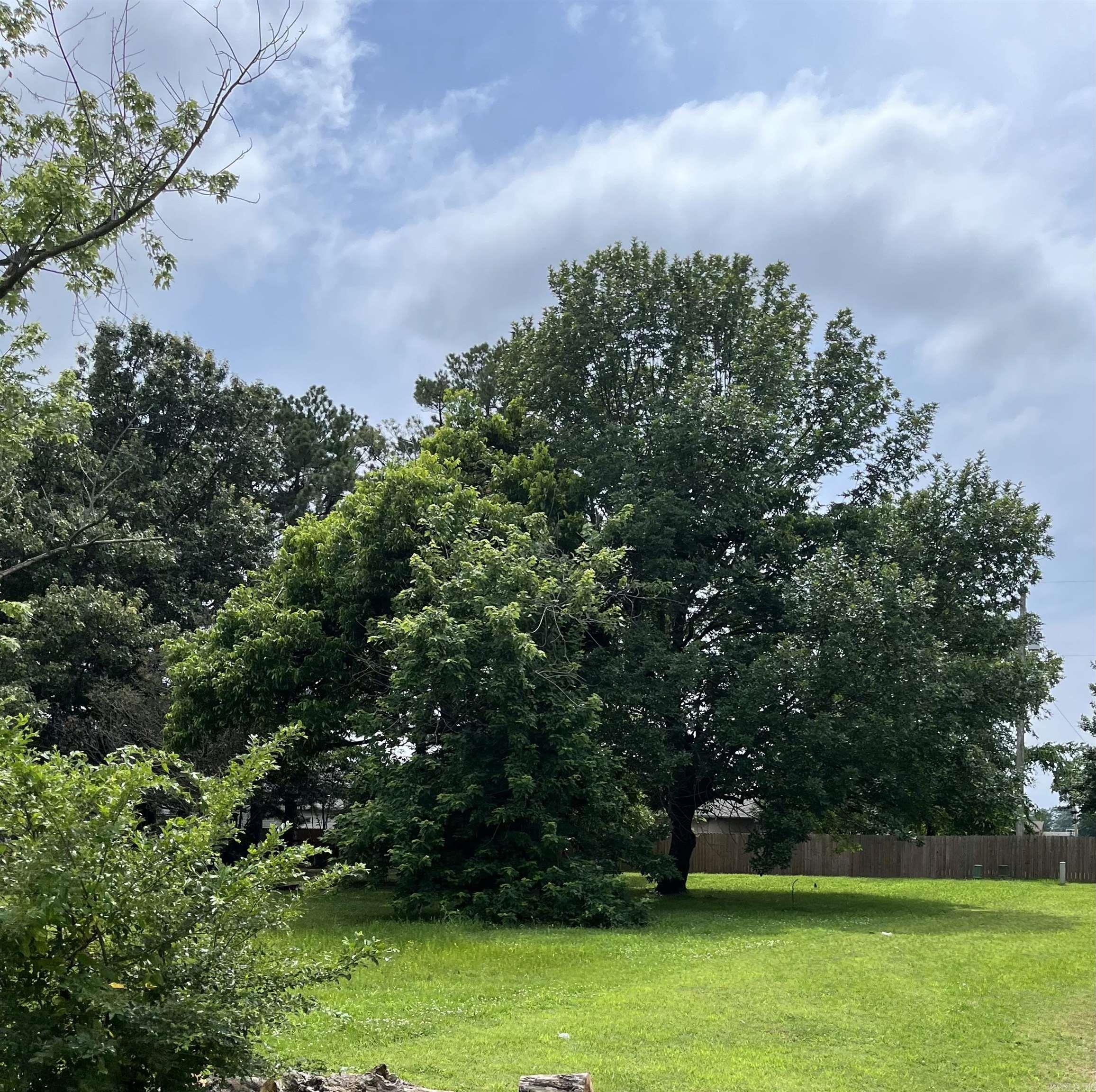 619 Clement  Gosnell, AR