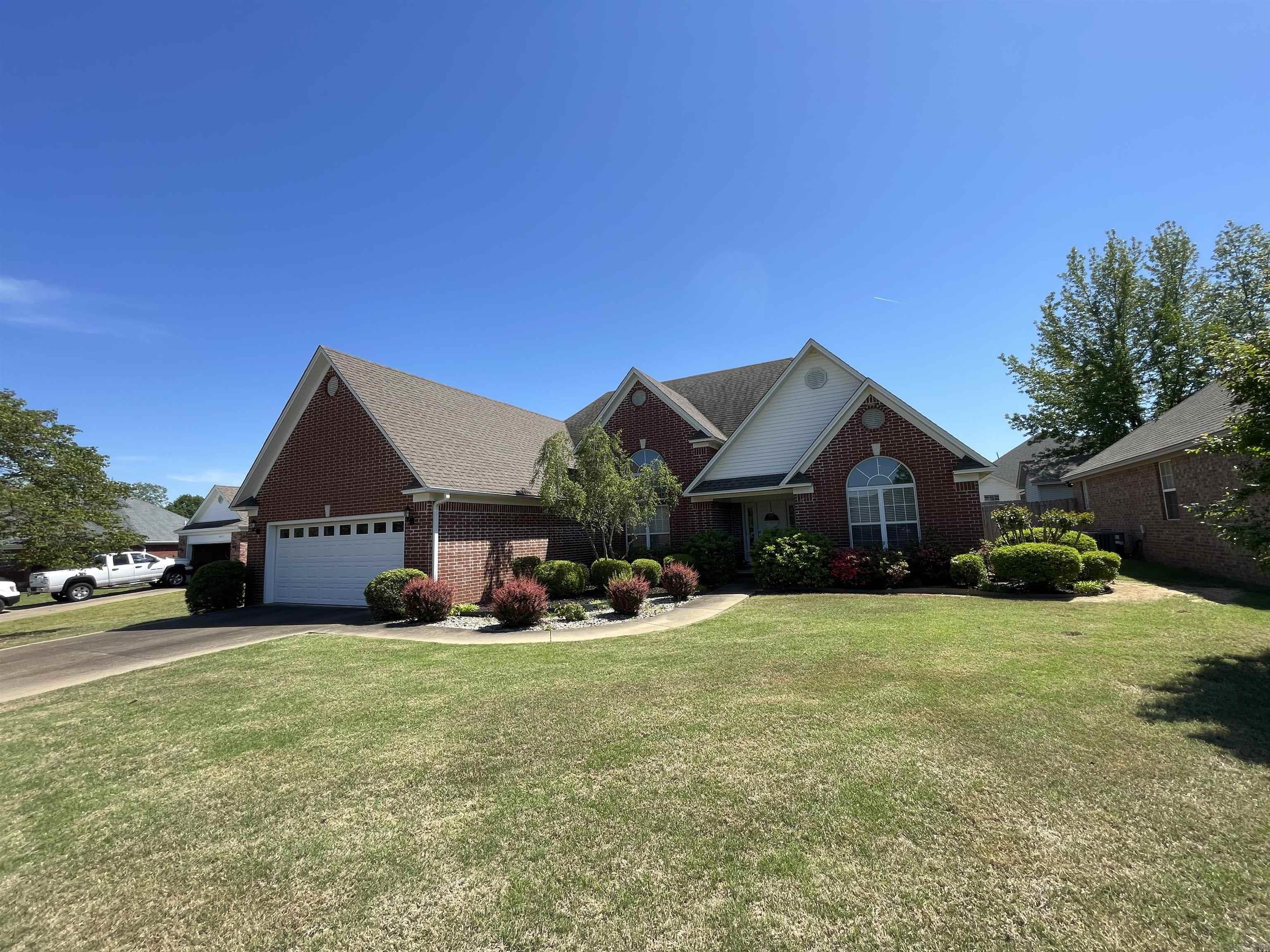 2413 Cattail Road