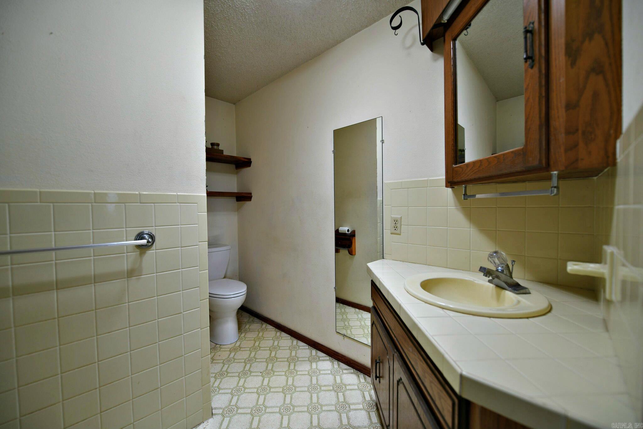 5779 E Hwy 28 Parks, AR 72950