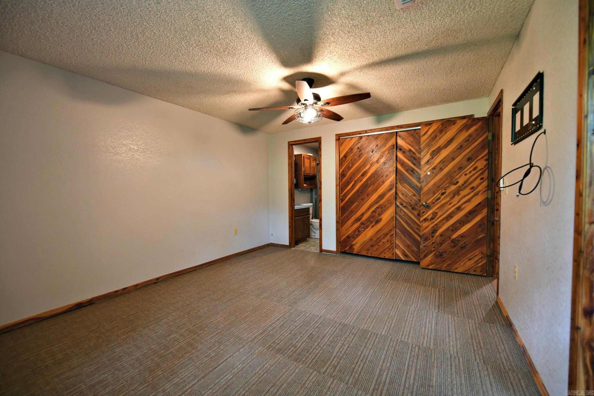 5779 E Hwy 28 Parks, AR 72950