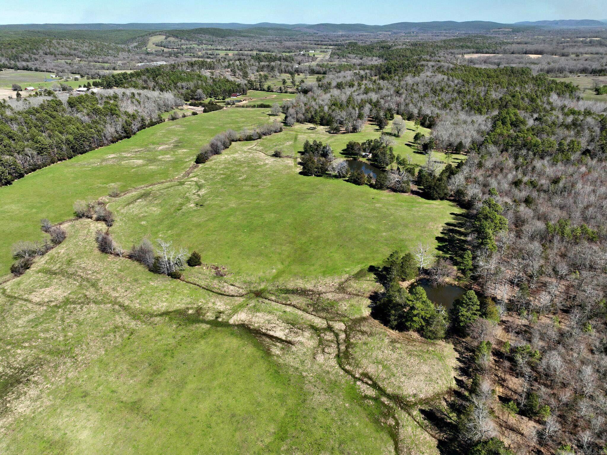 5779 E Hwy 28 Parks, AR 72950