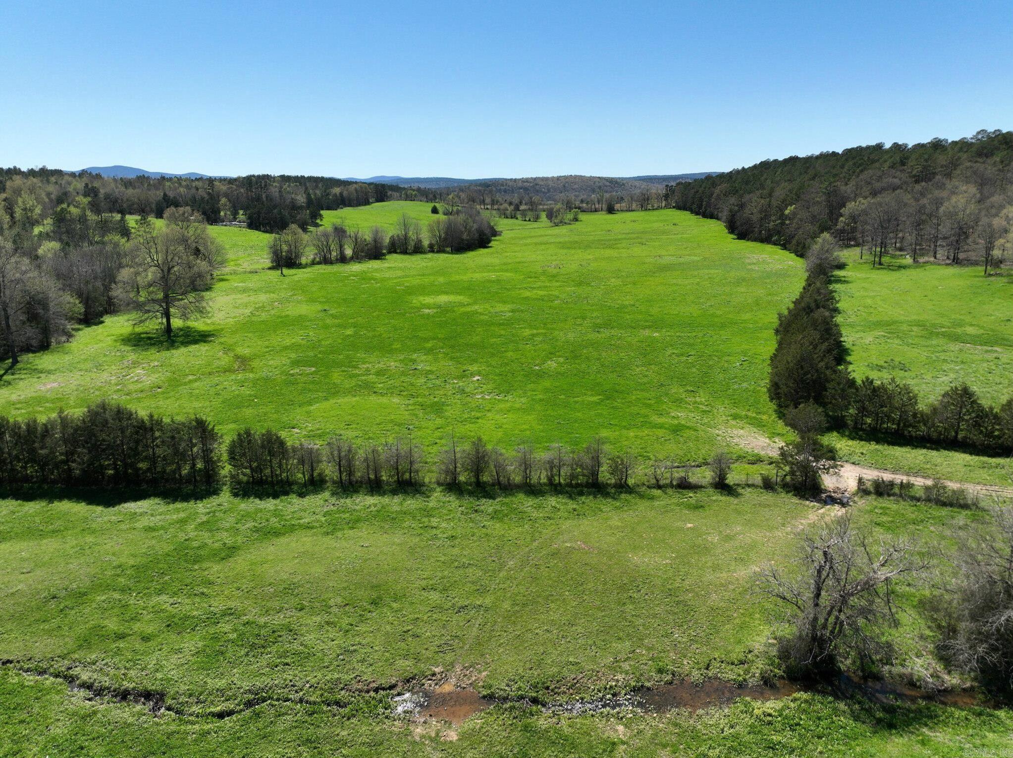 5779 E Hwy 28 Parks, AR 72950