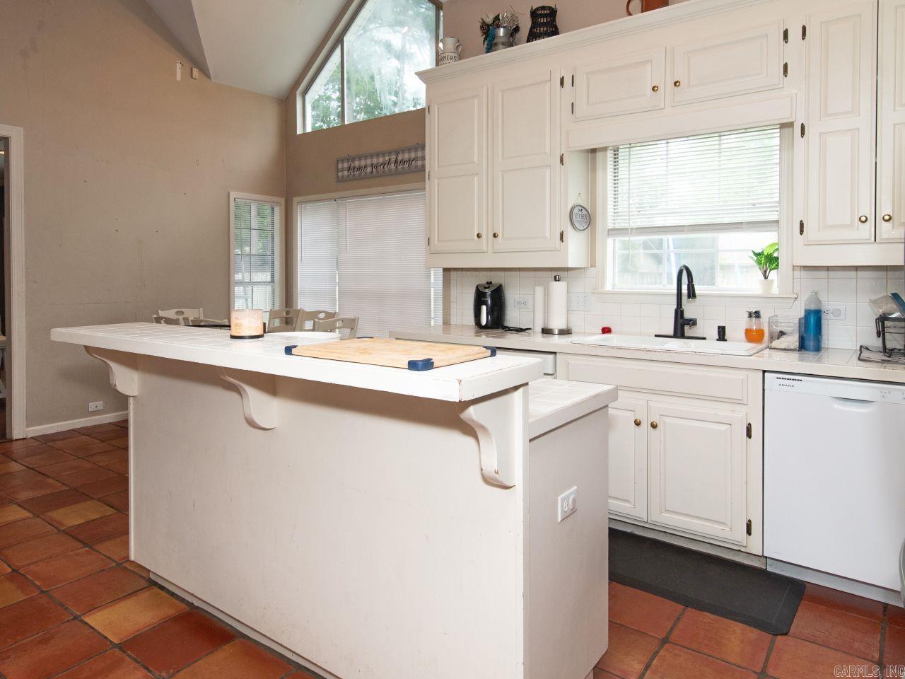 10 Deer Horn Cove Pine Bluff, AR 71603