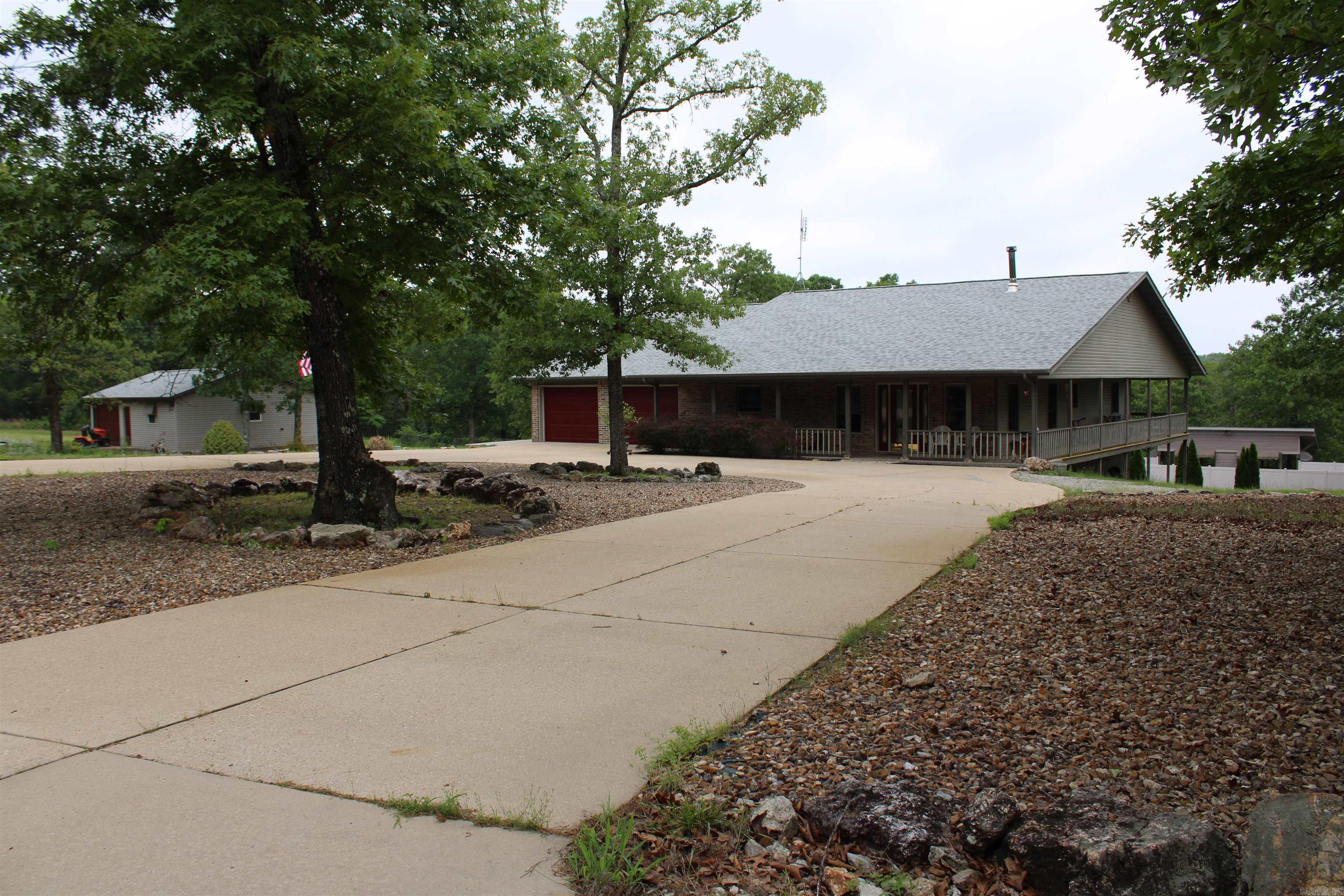 872 Bluewing Road