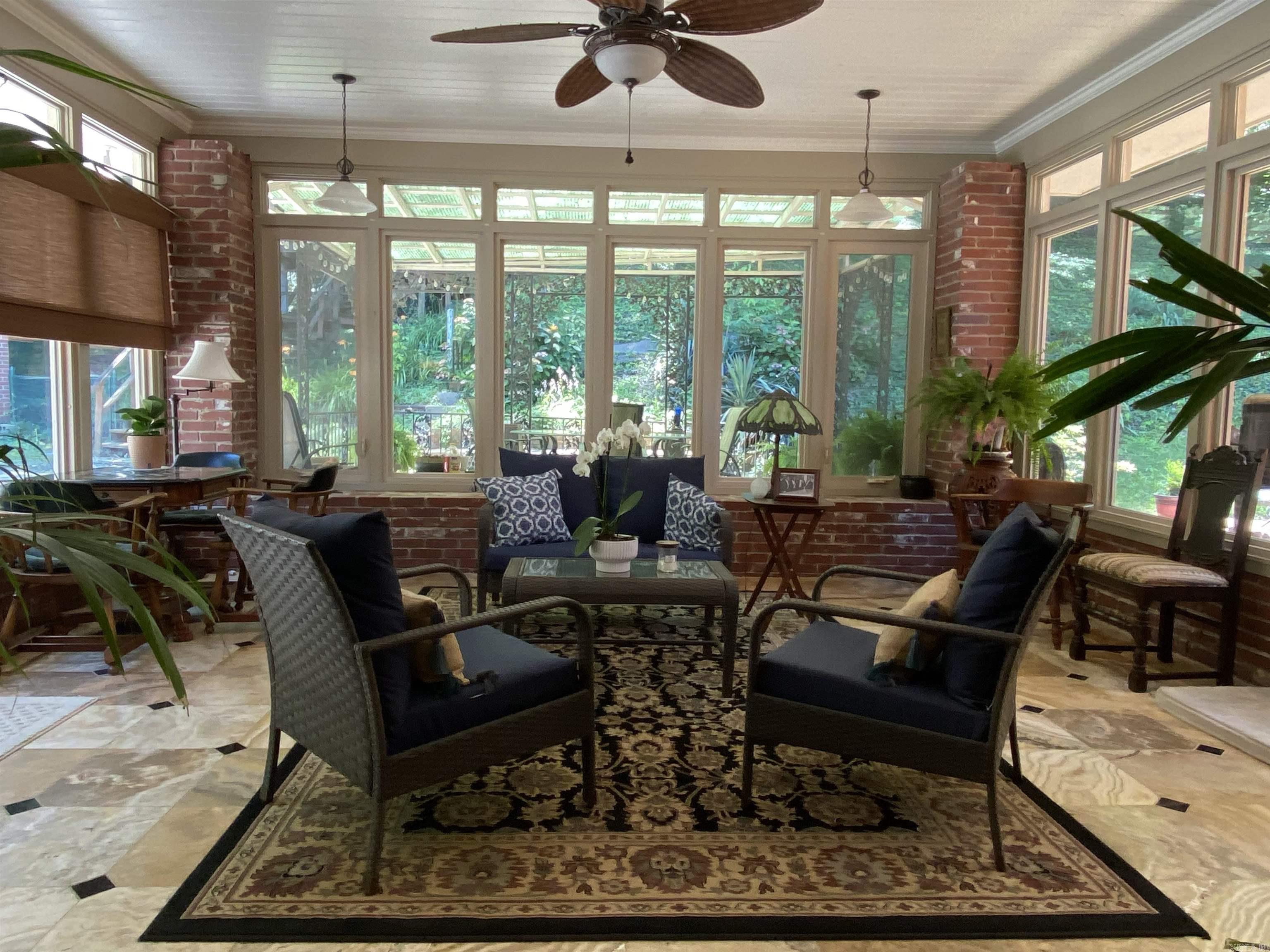 1205 Yorkshire  Helena, AR