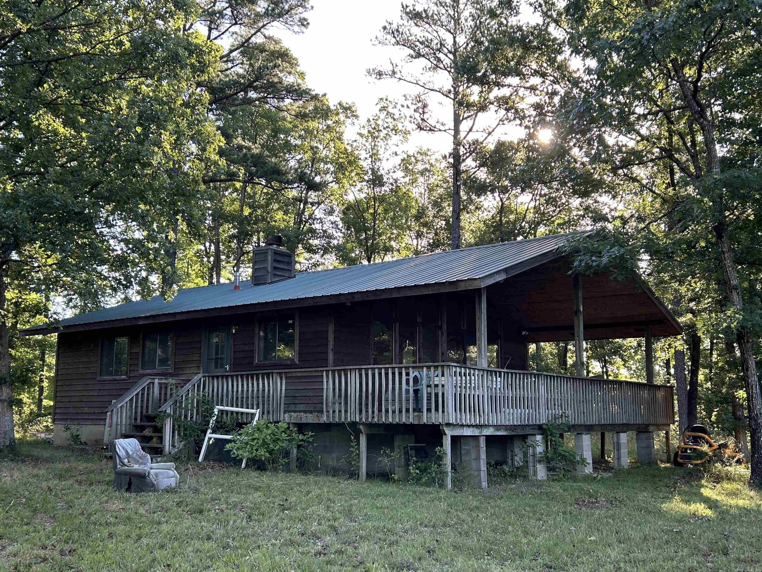 2325 Six Ridge Road
