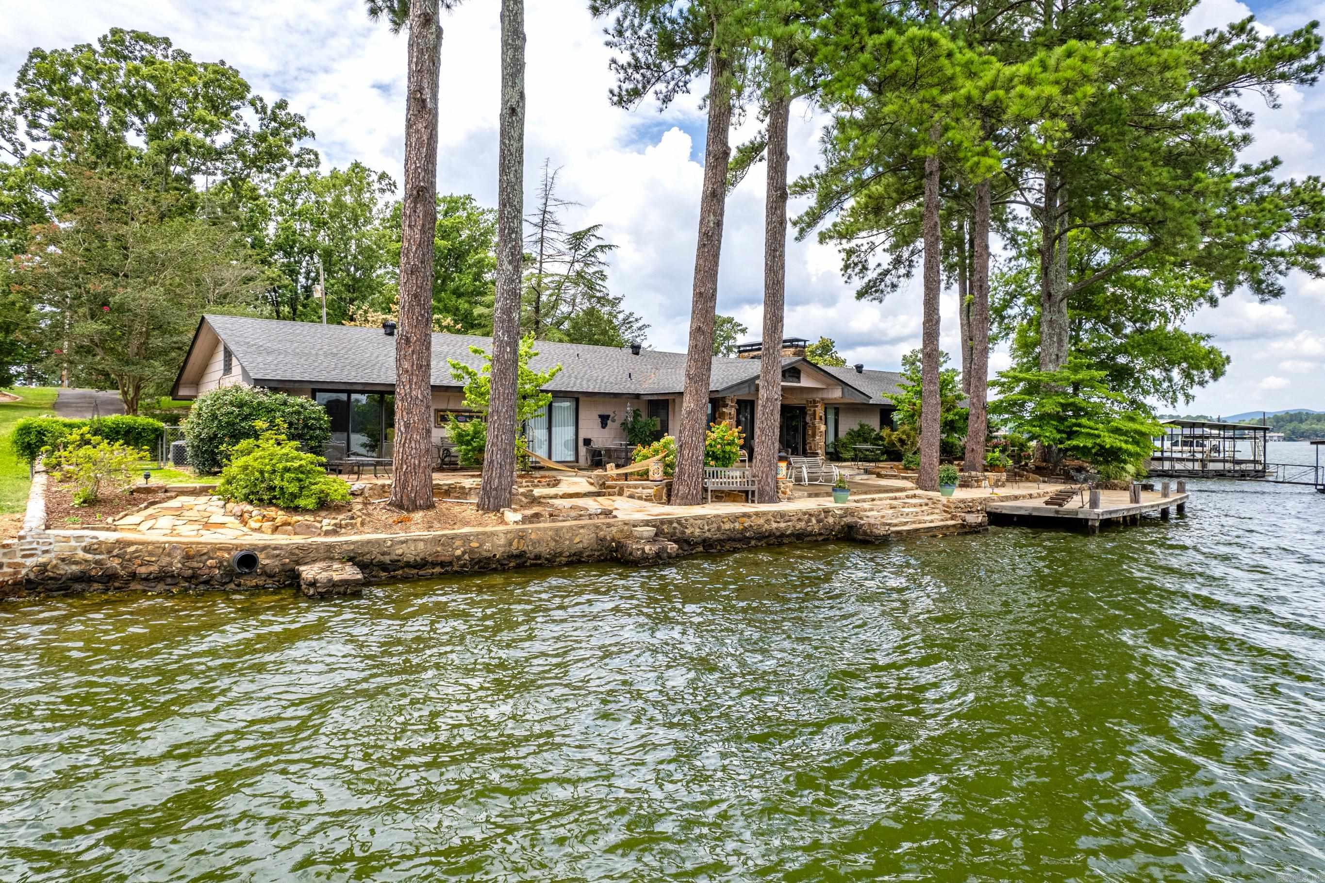 462 Caroline Acres Point Hot Springs, AR 71913