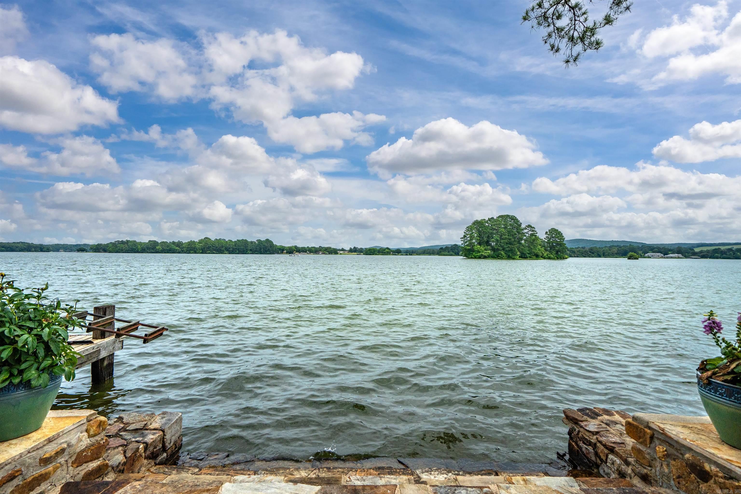 462 Caroline Acres Point Hot Springs, AR 71913