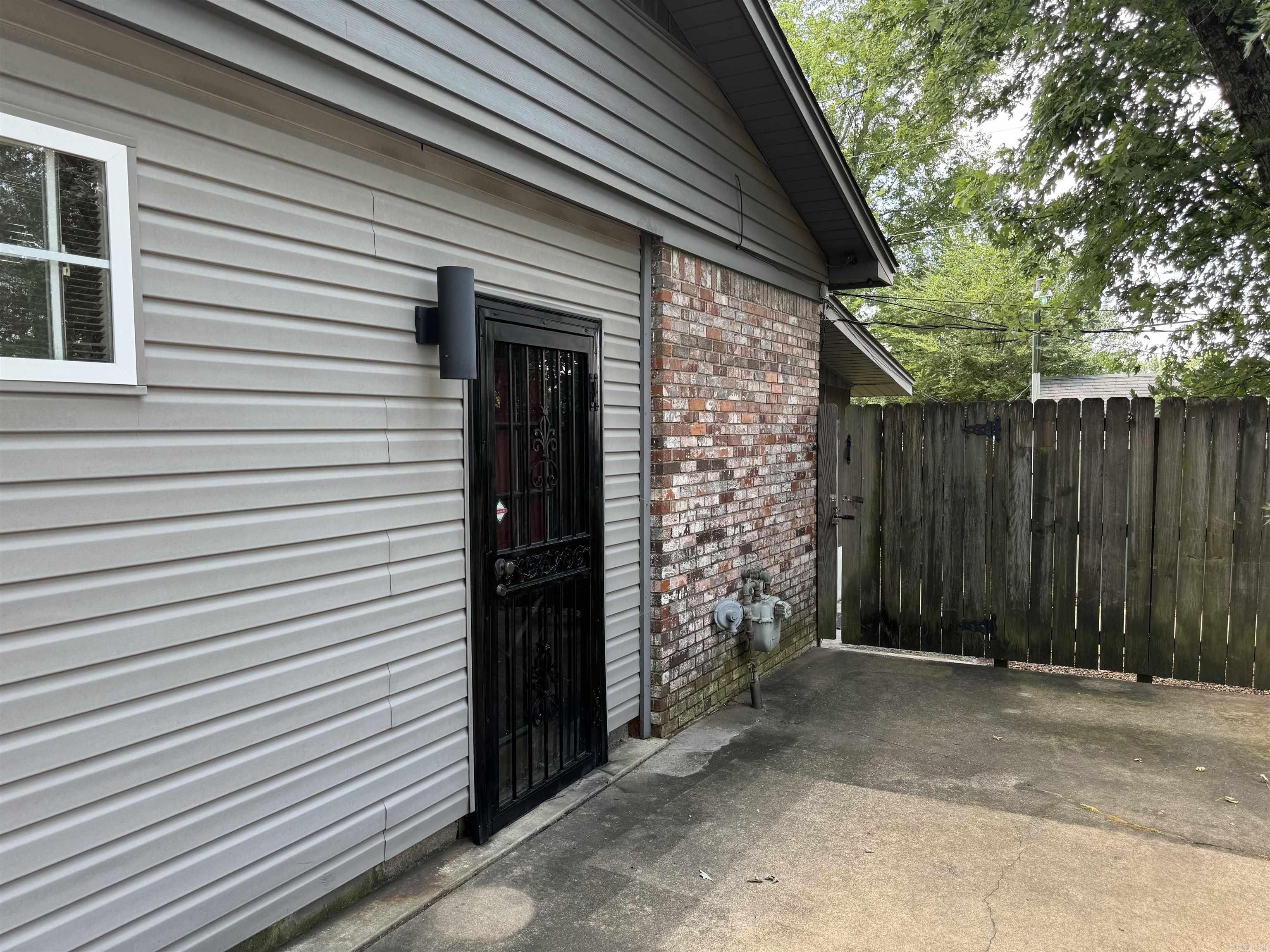 11317 Eric Lane — photo 4