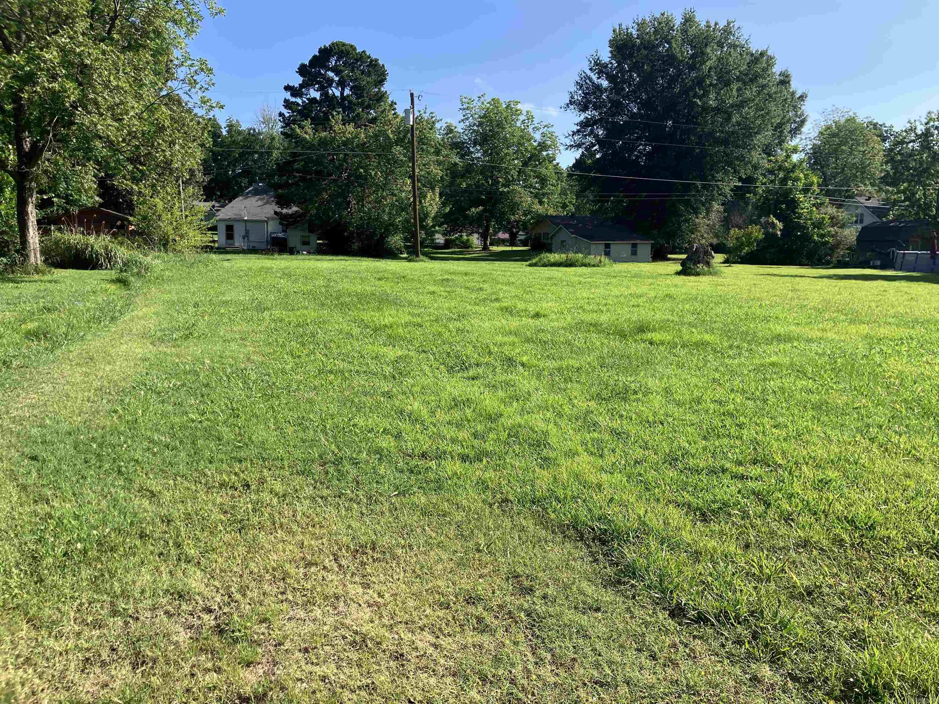 853 W Clay  Piggott, AR