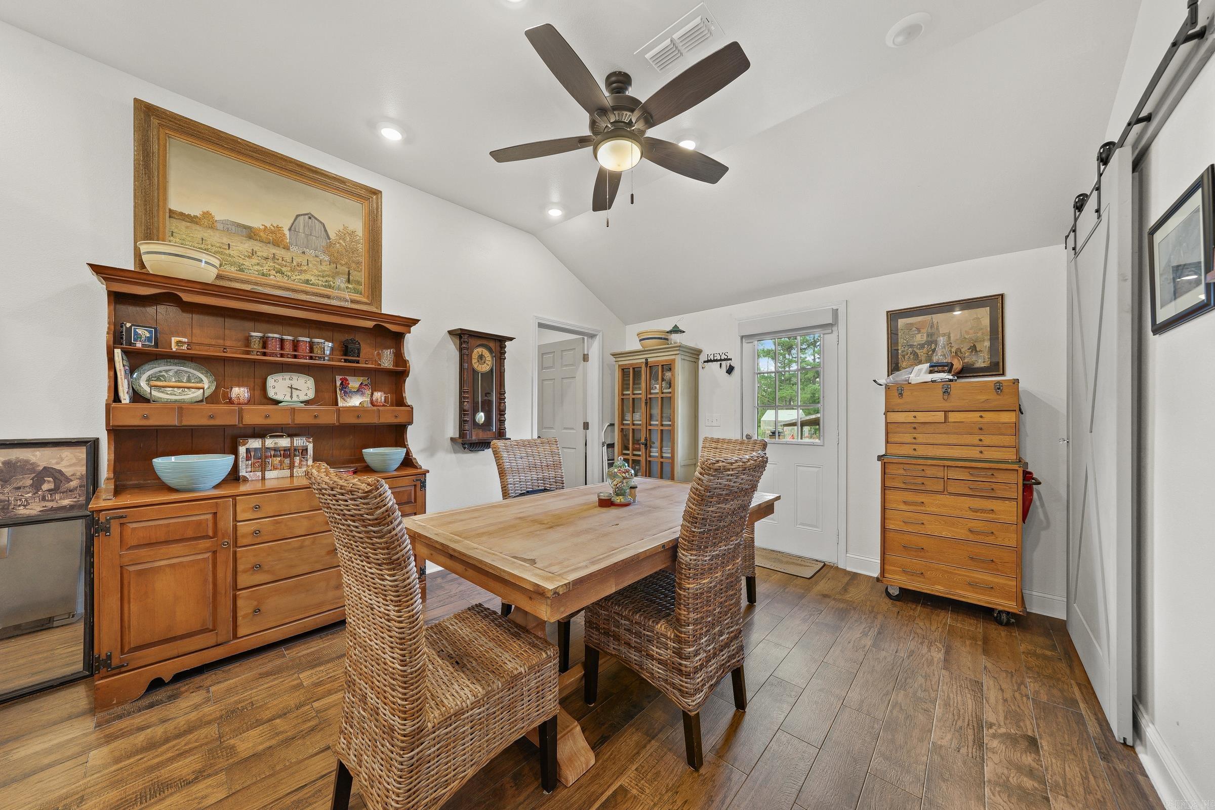 2911 Polk Rd 54  Mena, AR