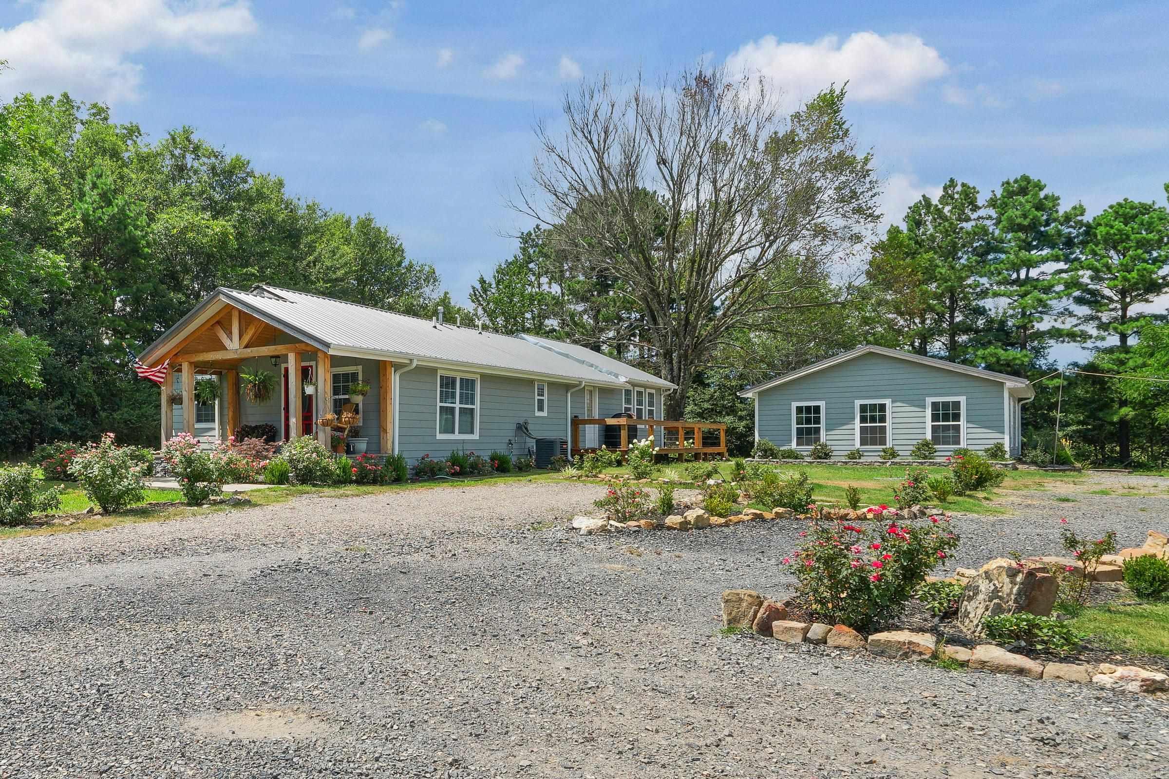 2911 Polk Rd 54  Mena, AR