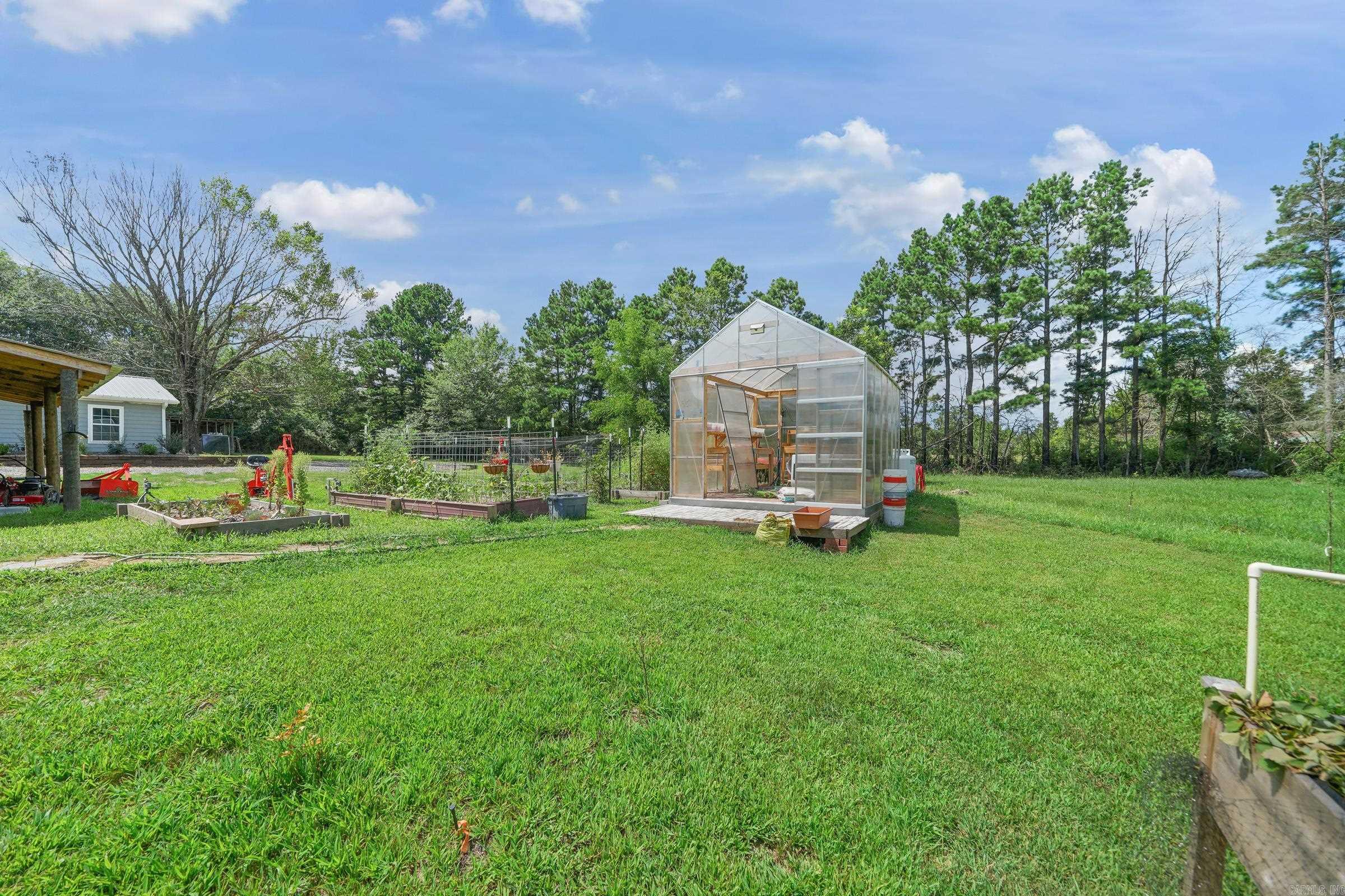 2911 Polk Rd 54  Mena, AR