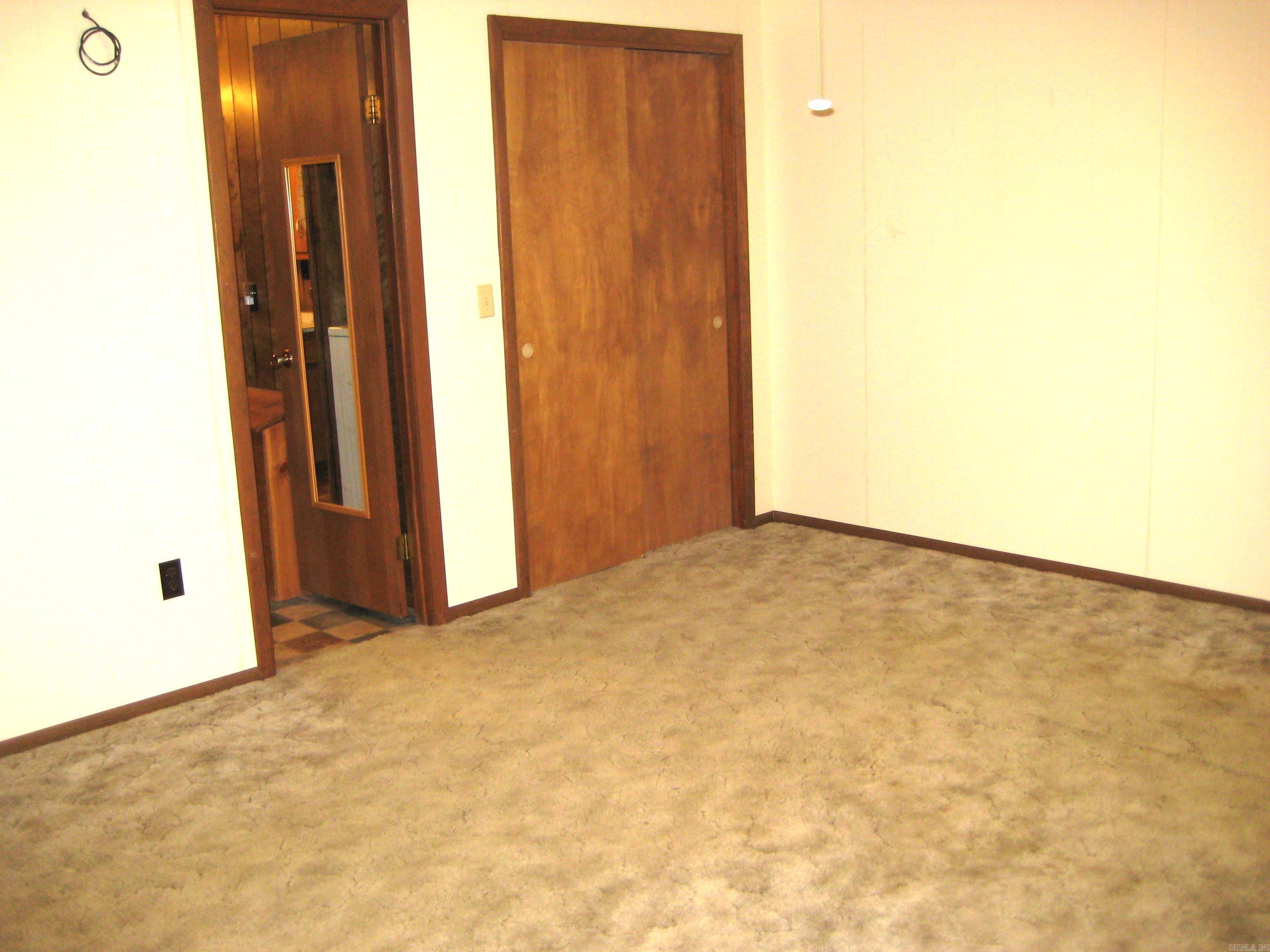 901 Hastey Avenue Mena, AR 71953