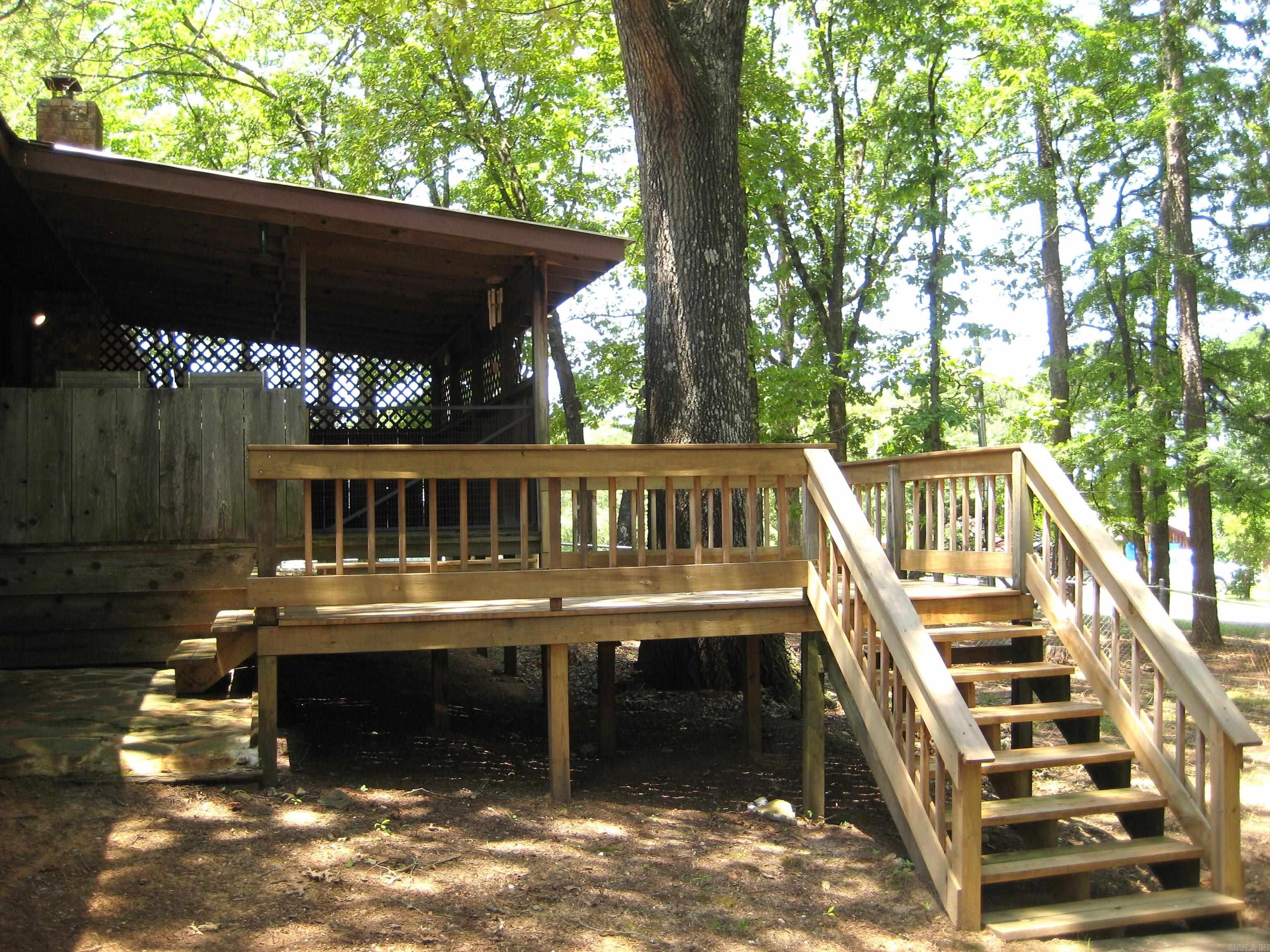 901 Hastey Avenue Mena, AR 71953