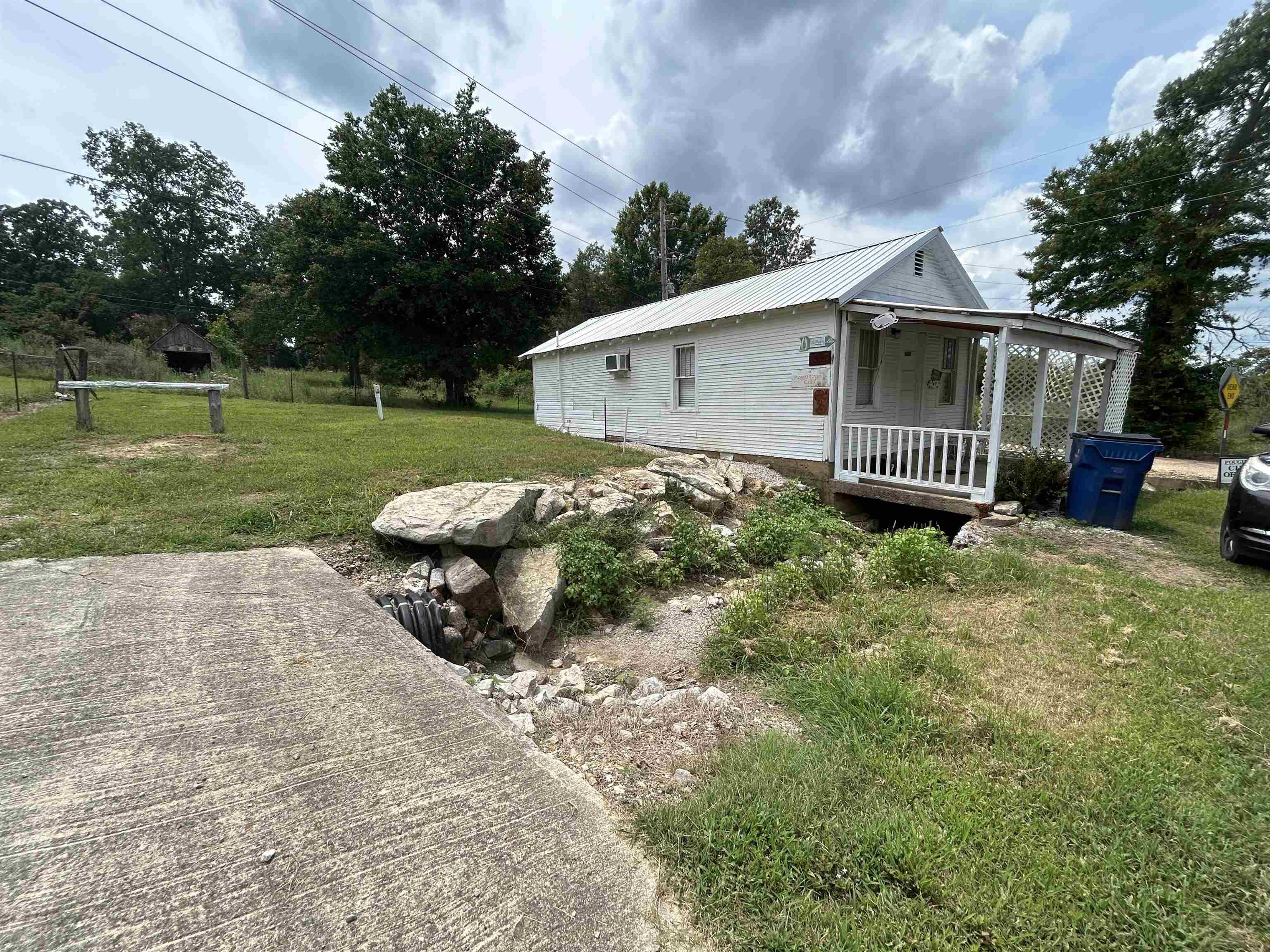 4074 Hwy 58  Poughkeepsie, AR