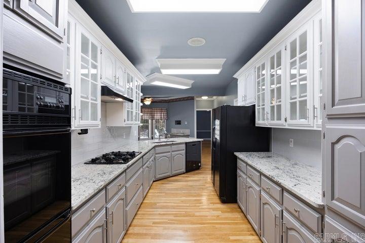 254 S Enid  Russellville, AR