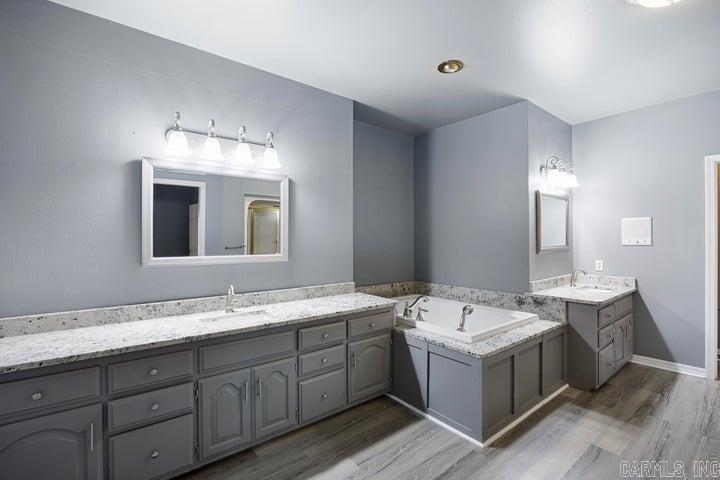 254 S Enid  Russellville, AR