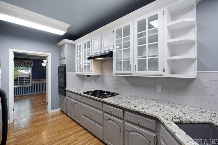 254 S Enid  Russellville, AR