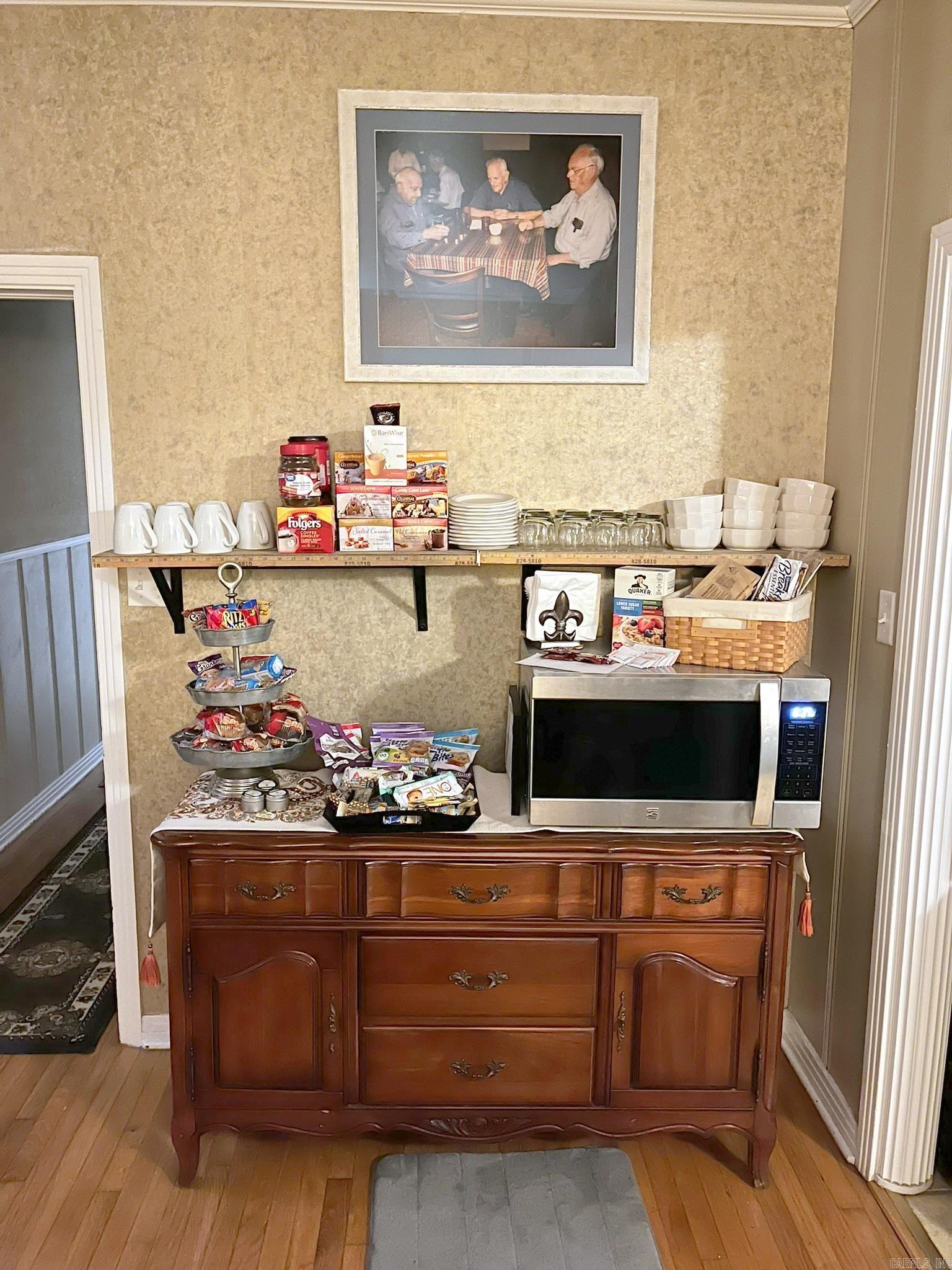 1201 S Reine Street Mena, AR 71953