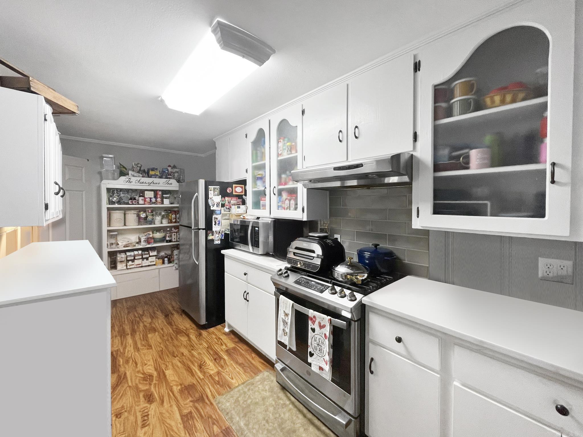 1201 S Reine Street Mena, AR 71953