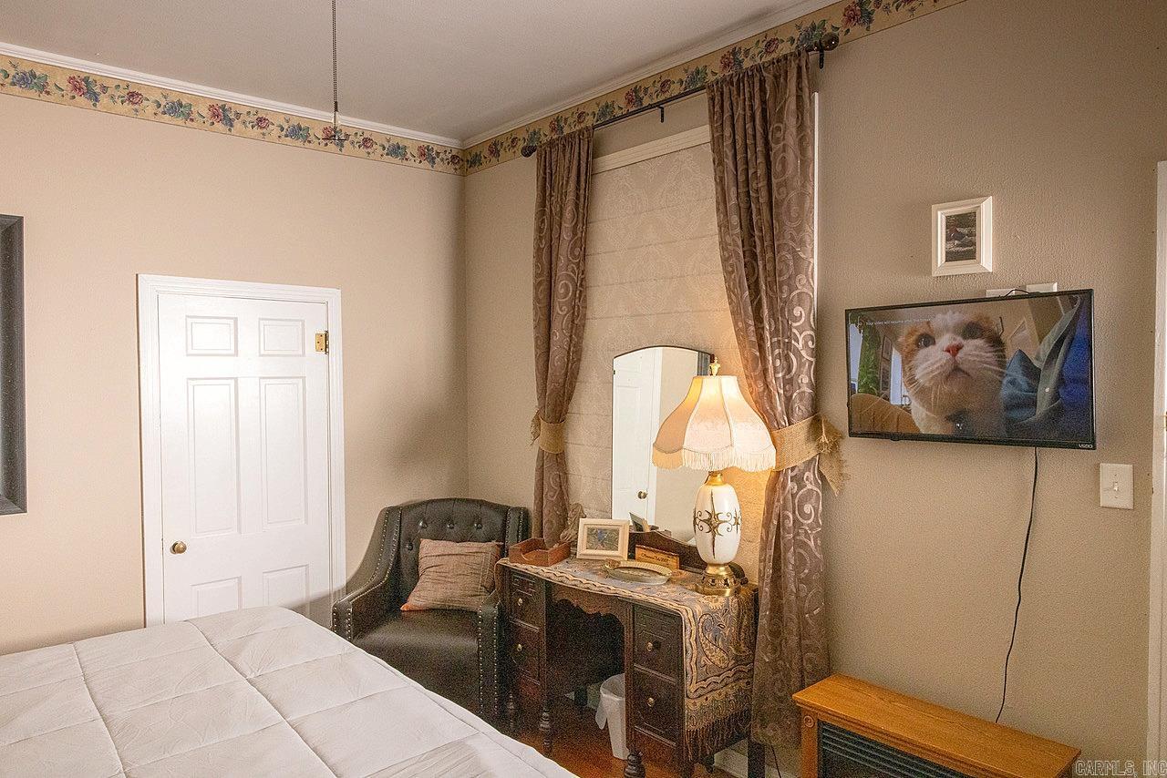 1201 S Reine Street Mena, AR 71953