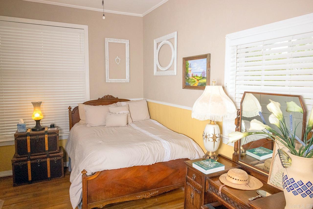 1201 S Reine Street Mena, AR 71953