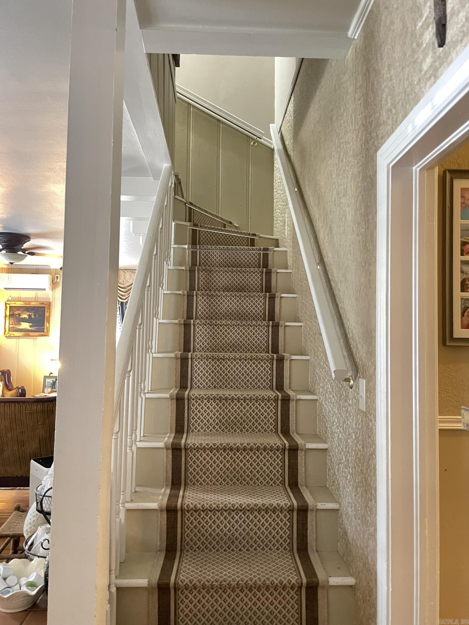 1201 S Reine Street Mena, AR 71953