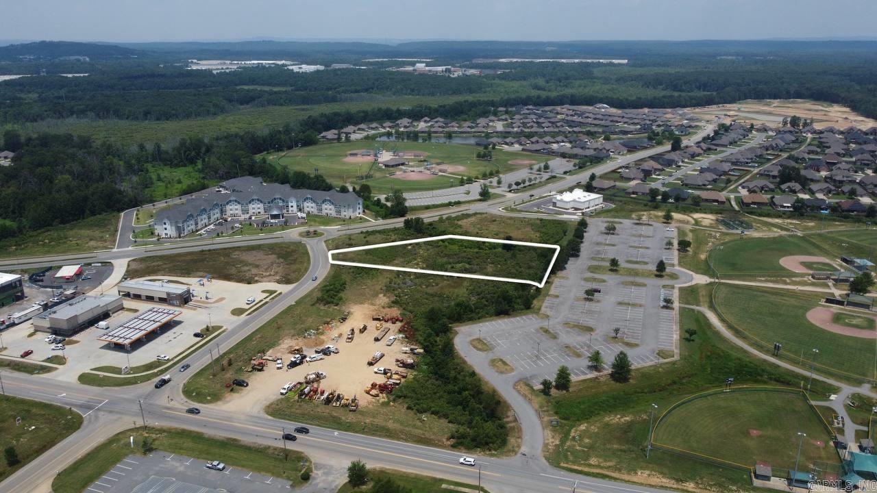 000 Country Club - White Oak  Maumelle, AR