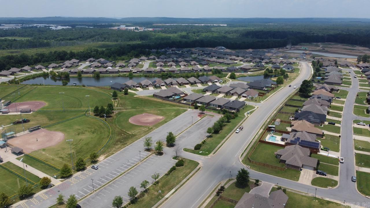 000 Country Club - White Oak  Maumelle, AR