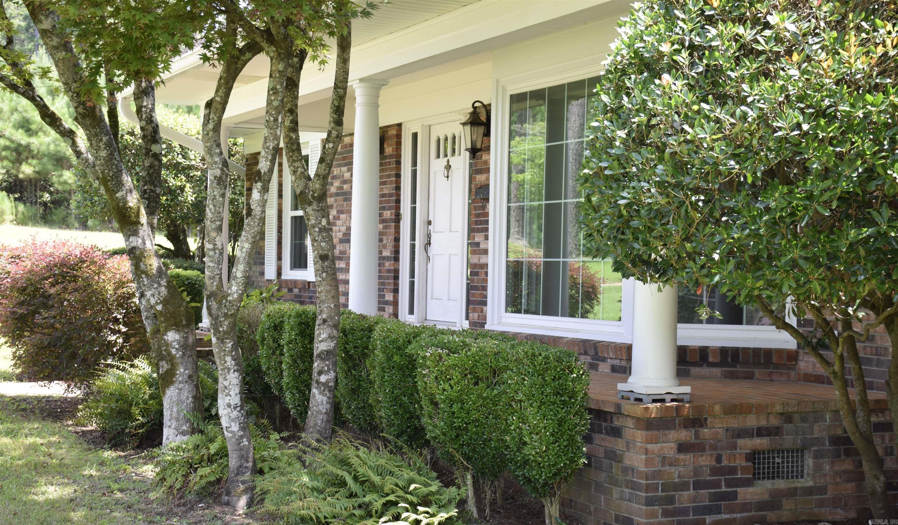 1899 Maul Rd Camden, AR 71701